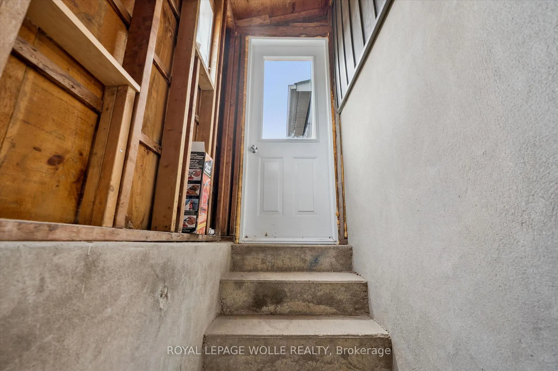 Photo 32 of 31 Aspen Crescent, Woolwich — HOMEH