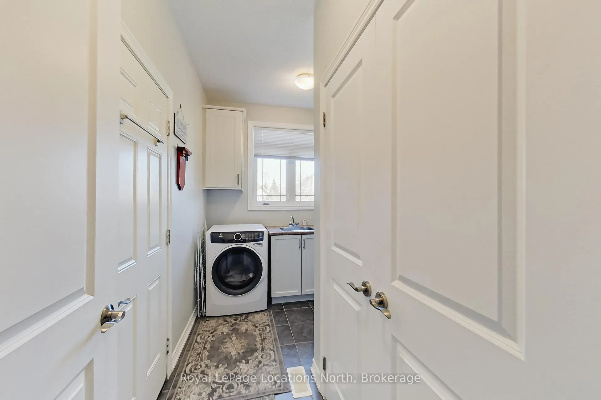 Photo 22 of 18 Frances Drive, Collingwood — HOMEH