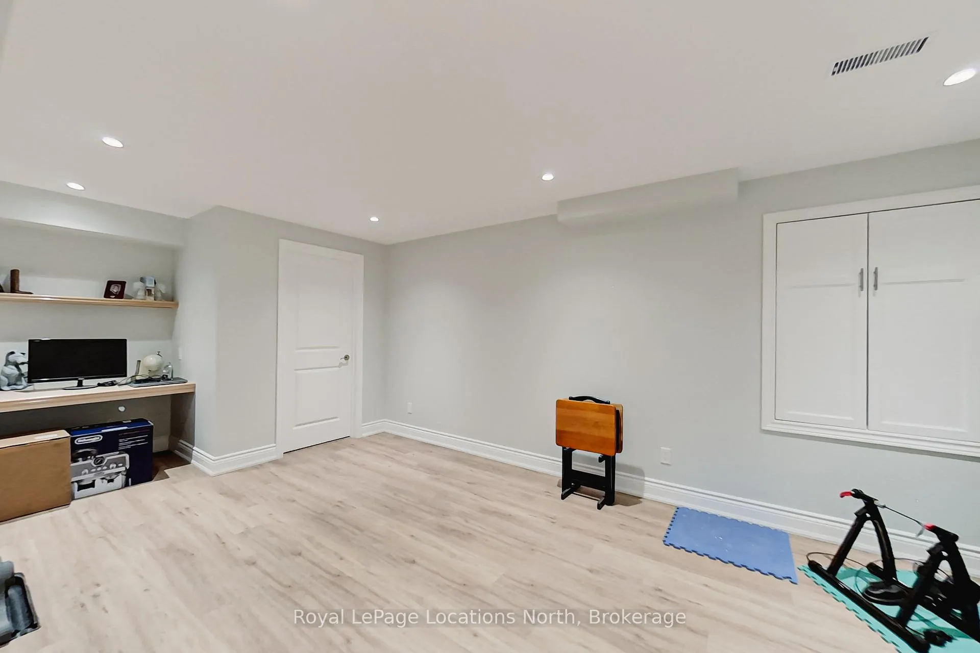 Photo 35 of 18 Frances Drive, Collingwood — HOMEH