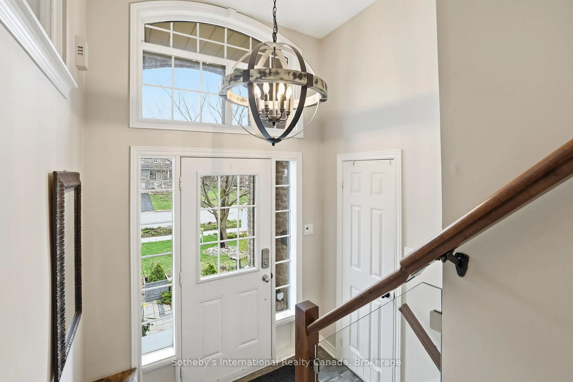 Photo 3 of 17 Mair Mills Drive, Collingwood — HOMEH