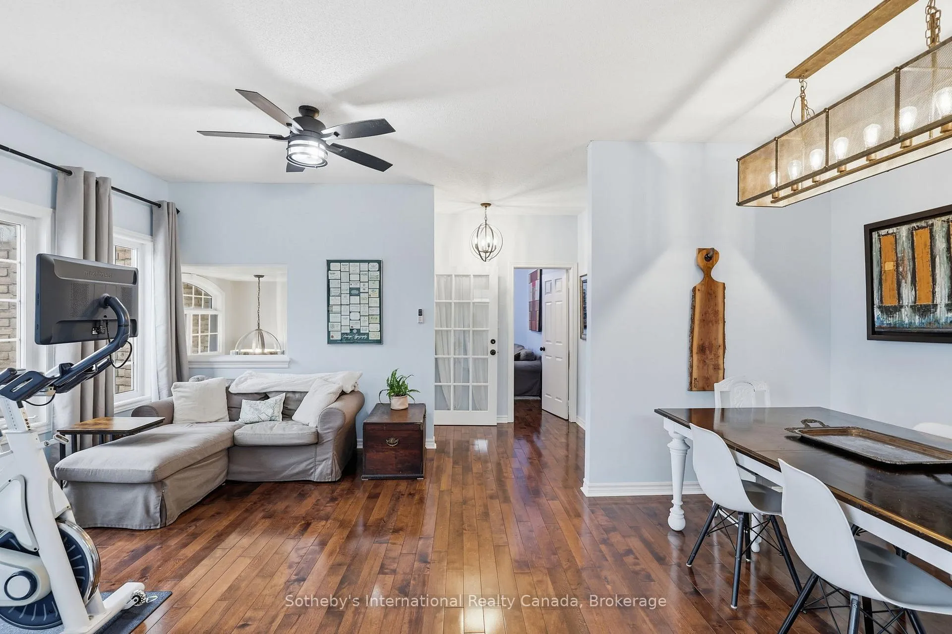 Photo 5 of 17 Mair Mills Drive, Collingwood — HOMEH
