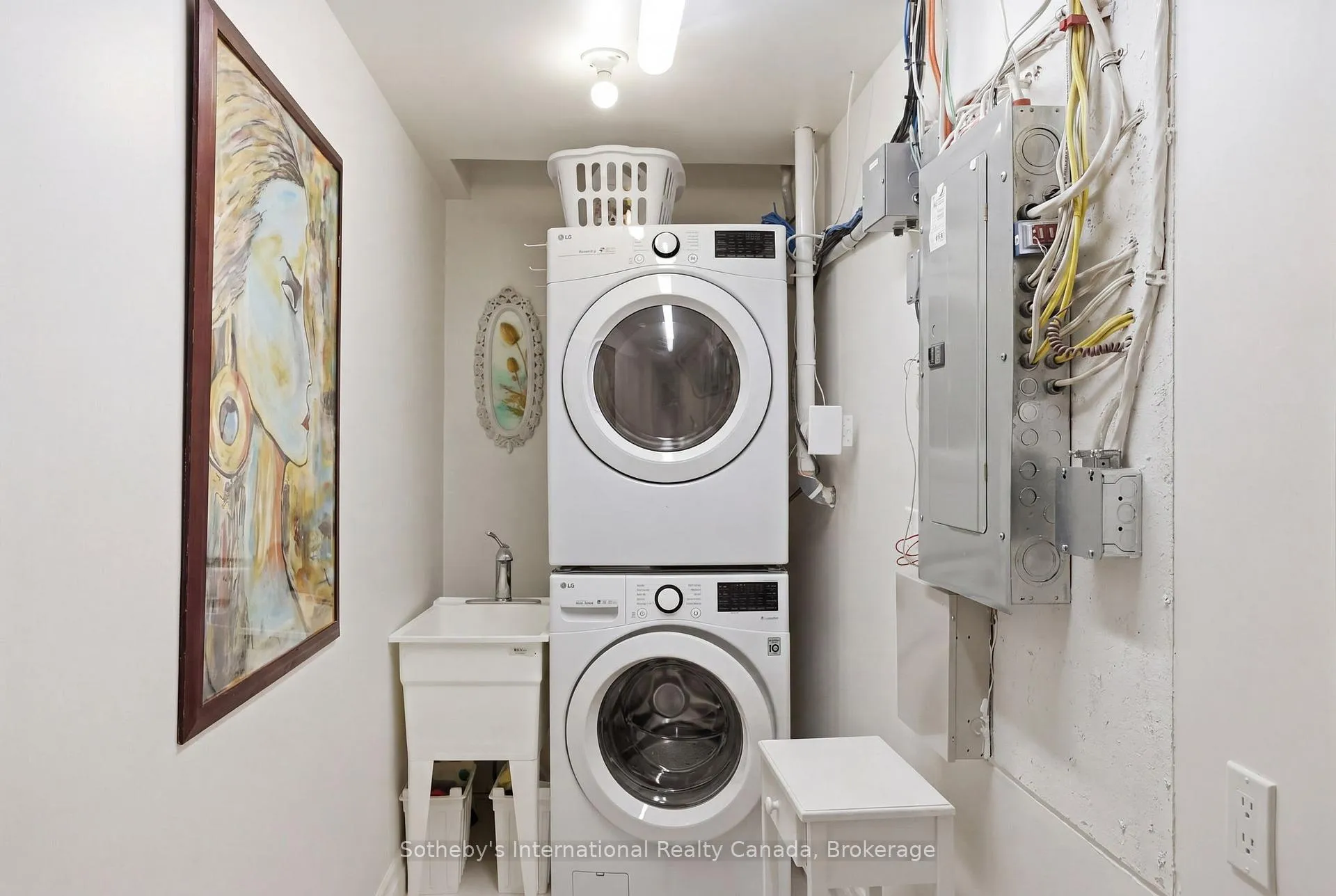 Photo 27 of 17 Mair Mills Drive, Collingwood — HOMEH