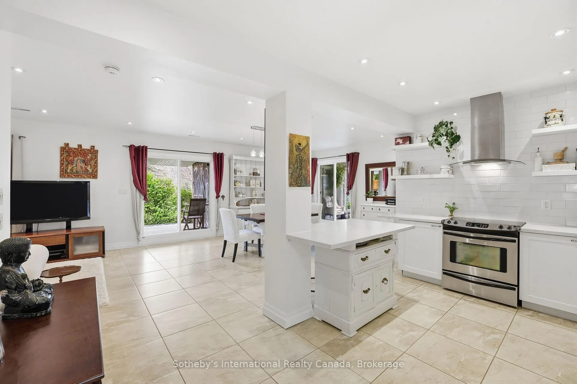 Photo 29 of 17 Mair Mills Drive, Collingwood — HOMEH
