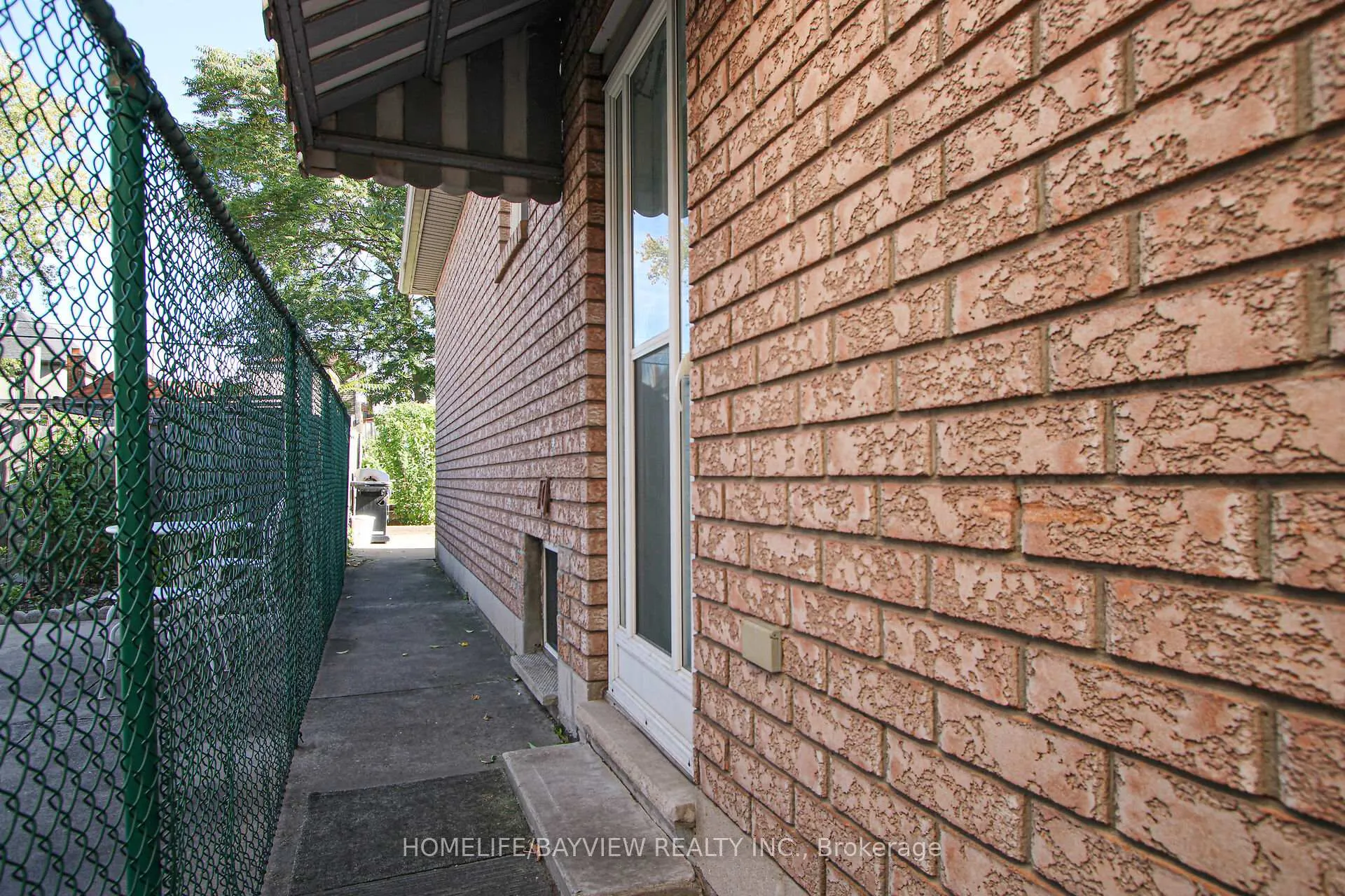 Photo 2 of Unit Lower, 128 Cathcart Street, Hamilton, Beasley — HOMEH