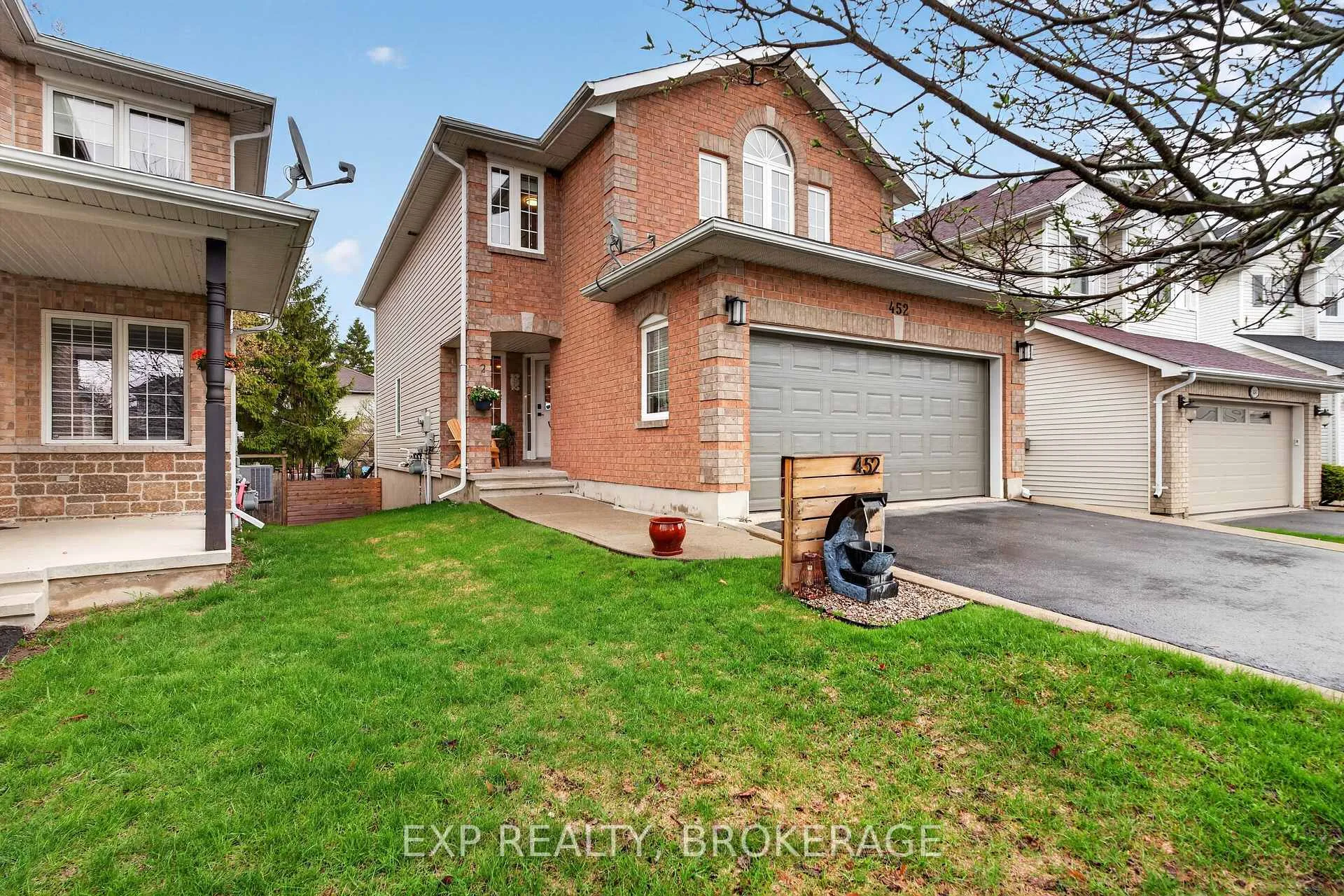 Photo 3 of 452 Conservatory Drive, Kingston, City Southwest — HOMEH