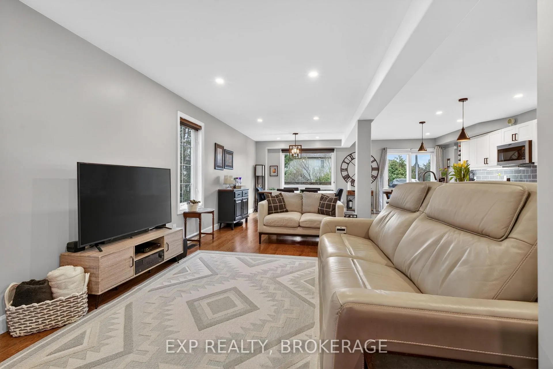 Photo 6 of 452 Conservatory Drive, Kingston, City Southwest — HOMEH
