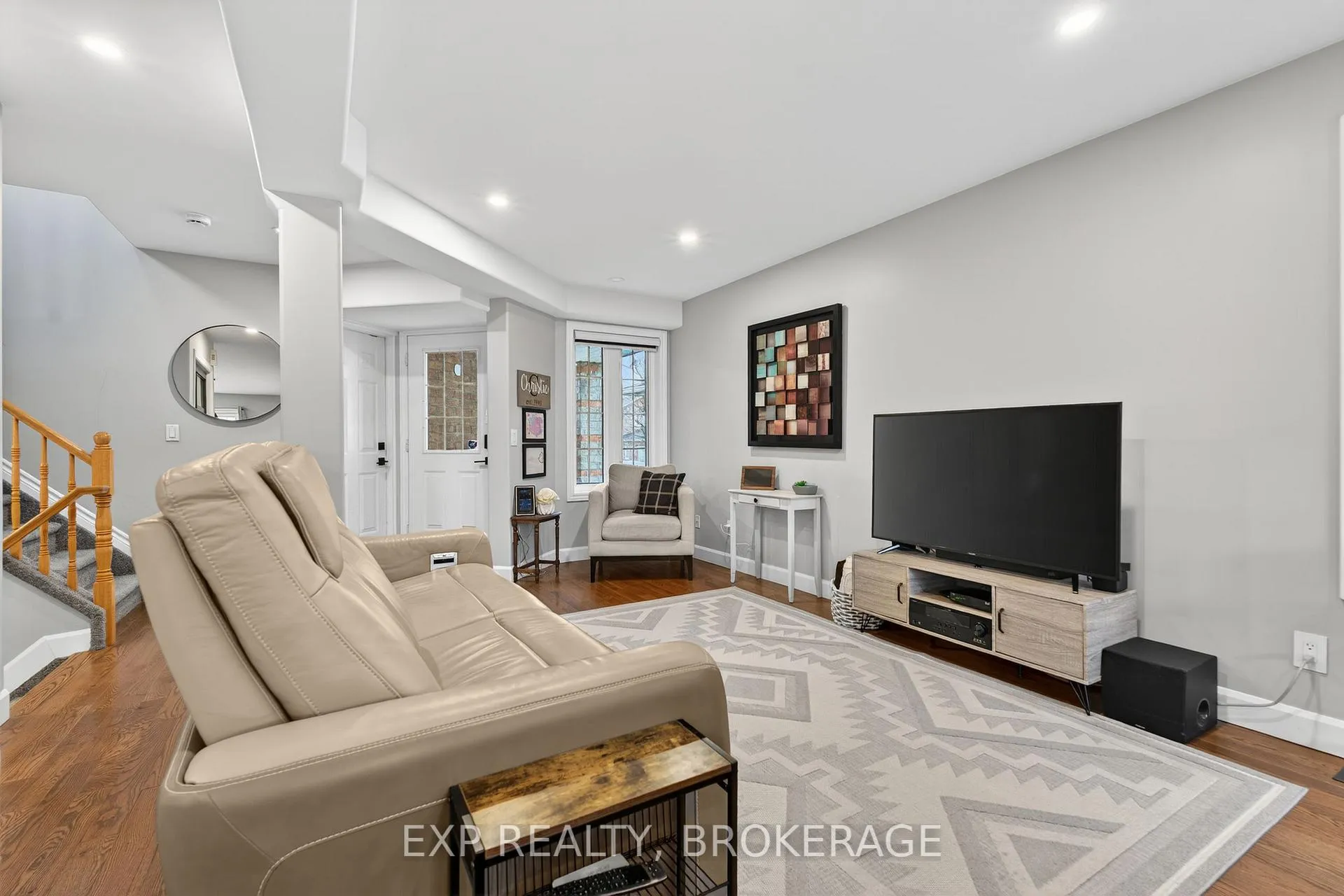 Photo 9 of 452 Conservatory Drive, Kingston, City Southwest — HOMEH