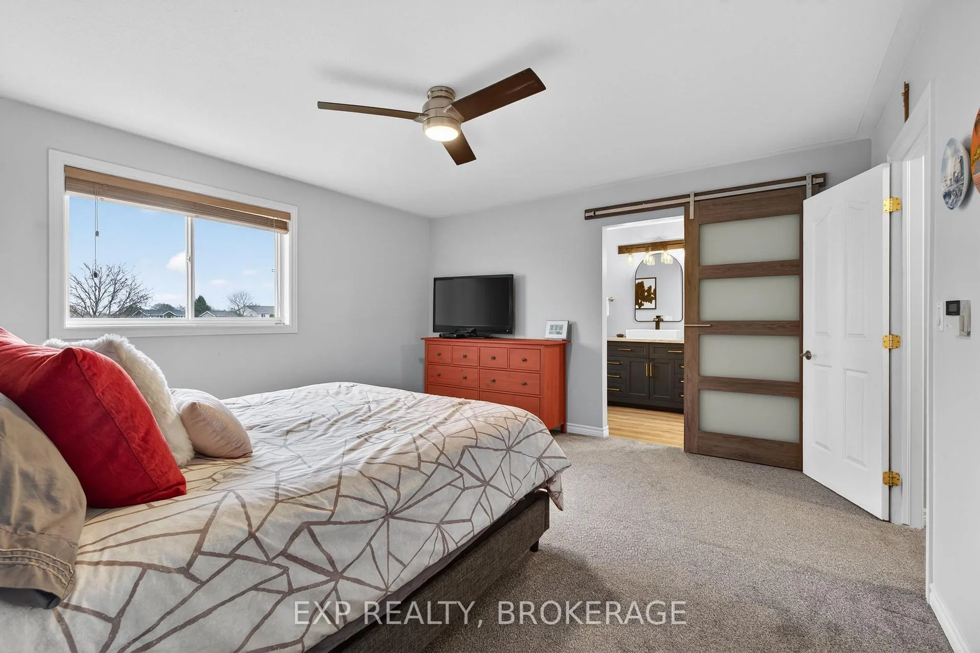 Photo 23 of 452 Conservatory Drive, Kingston, City Southwest — HOMEH