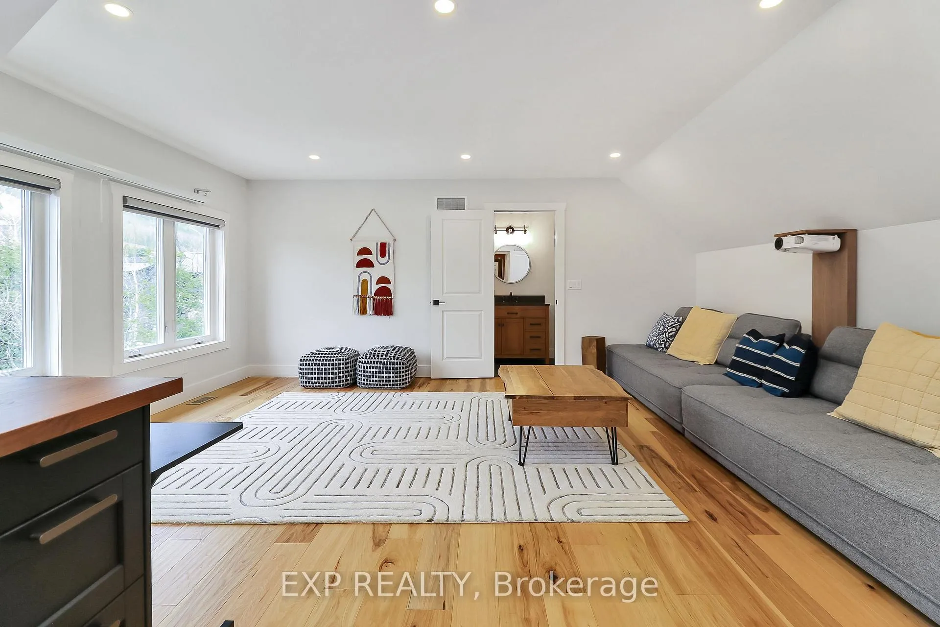 Photo 15 of 155 Delphi Lane, Blue Mountains — HOMEH