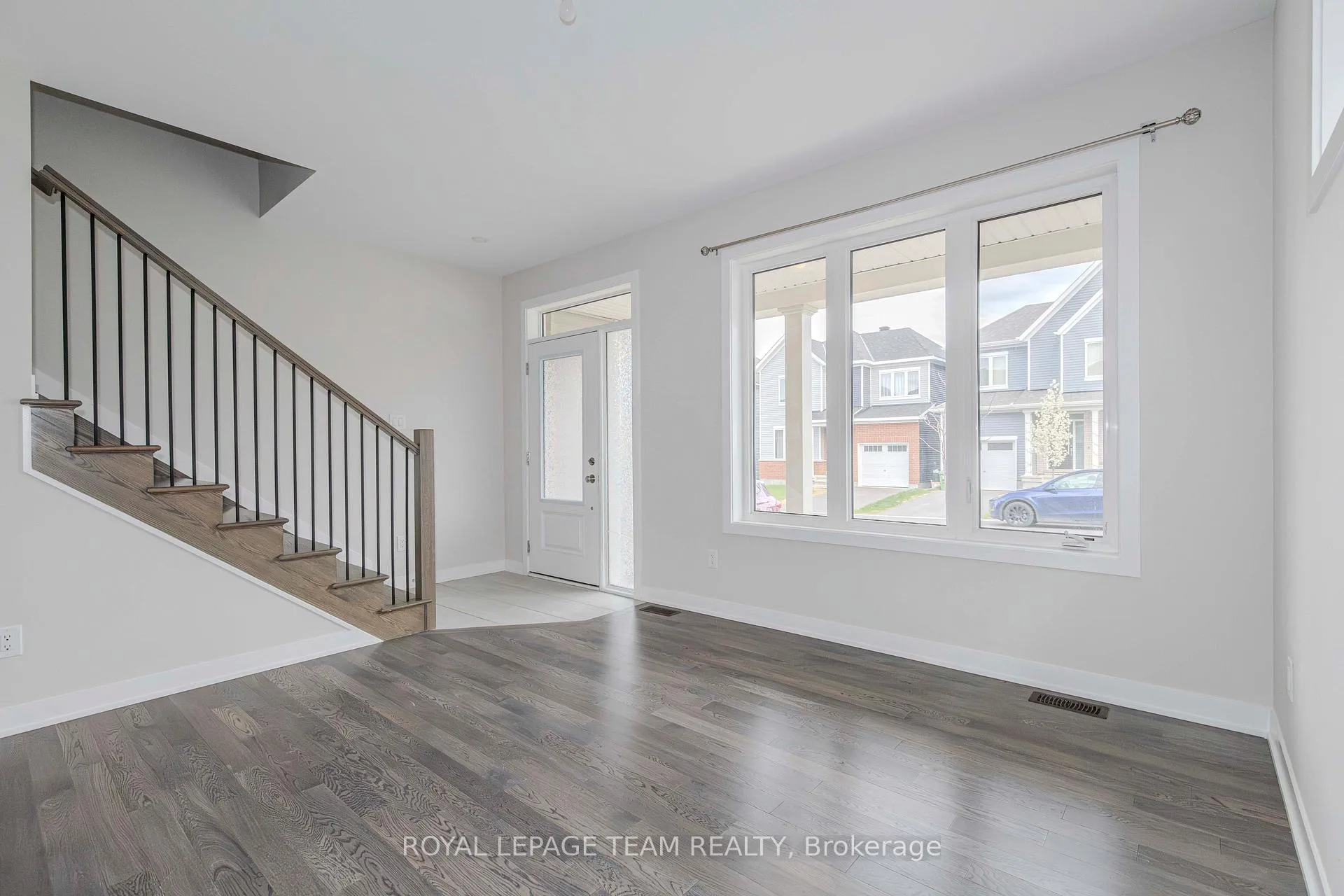 Photo 7 of 276 Appalachian Circle, Ottawa, Barrhaven - Half Moon Bay — HOMEH