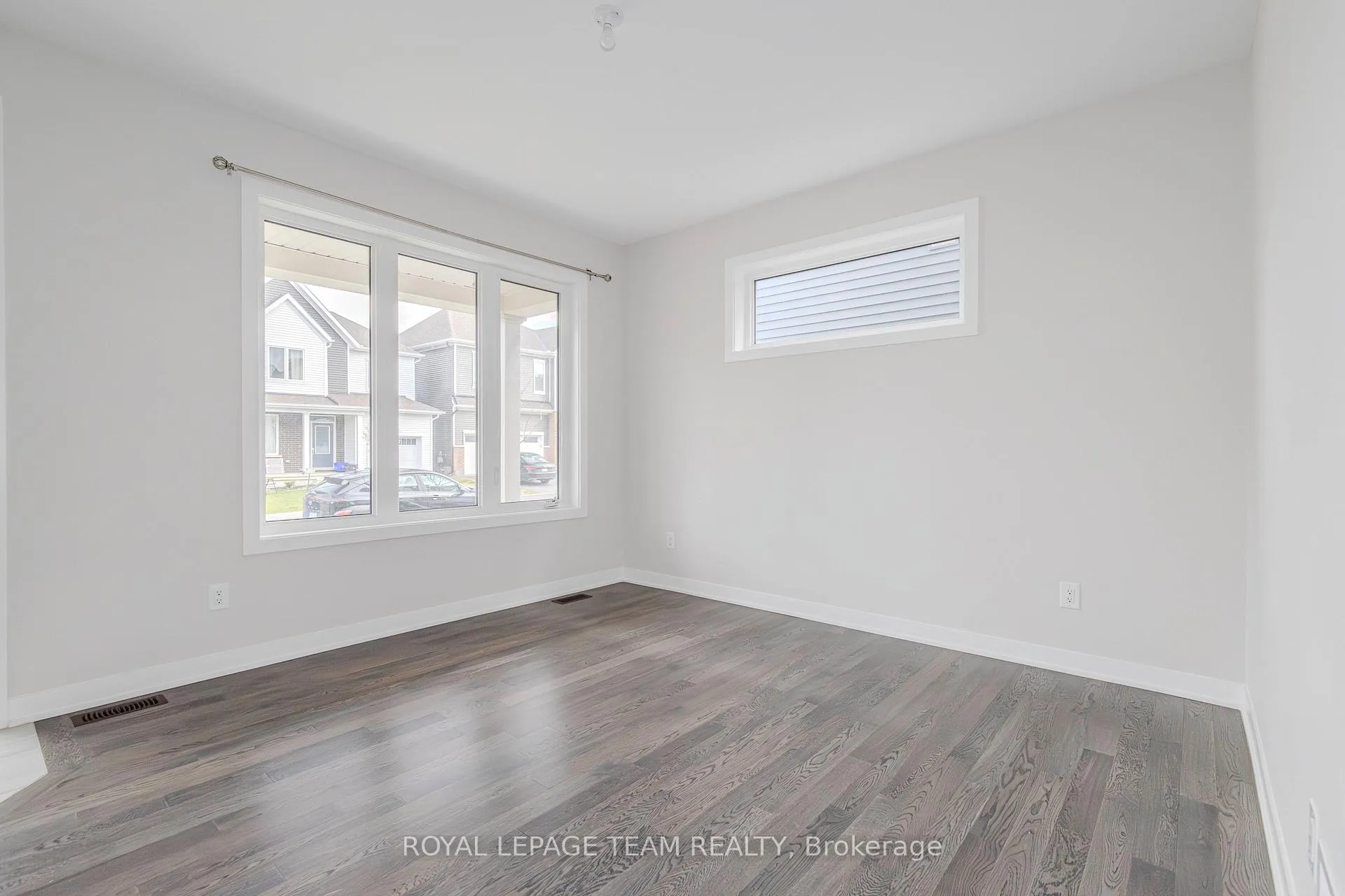 Photo 8 of 276 Appalachian Circle, Ottawa, Barrhaven - Half Moon Bay — HOMEH