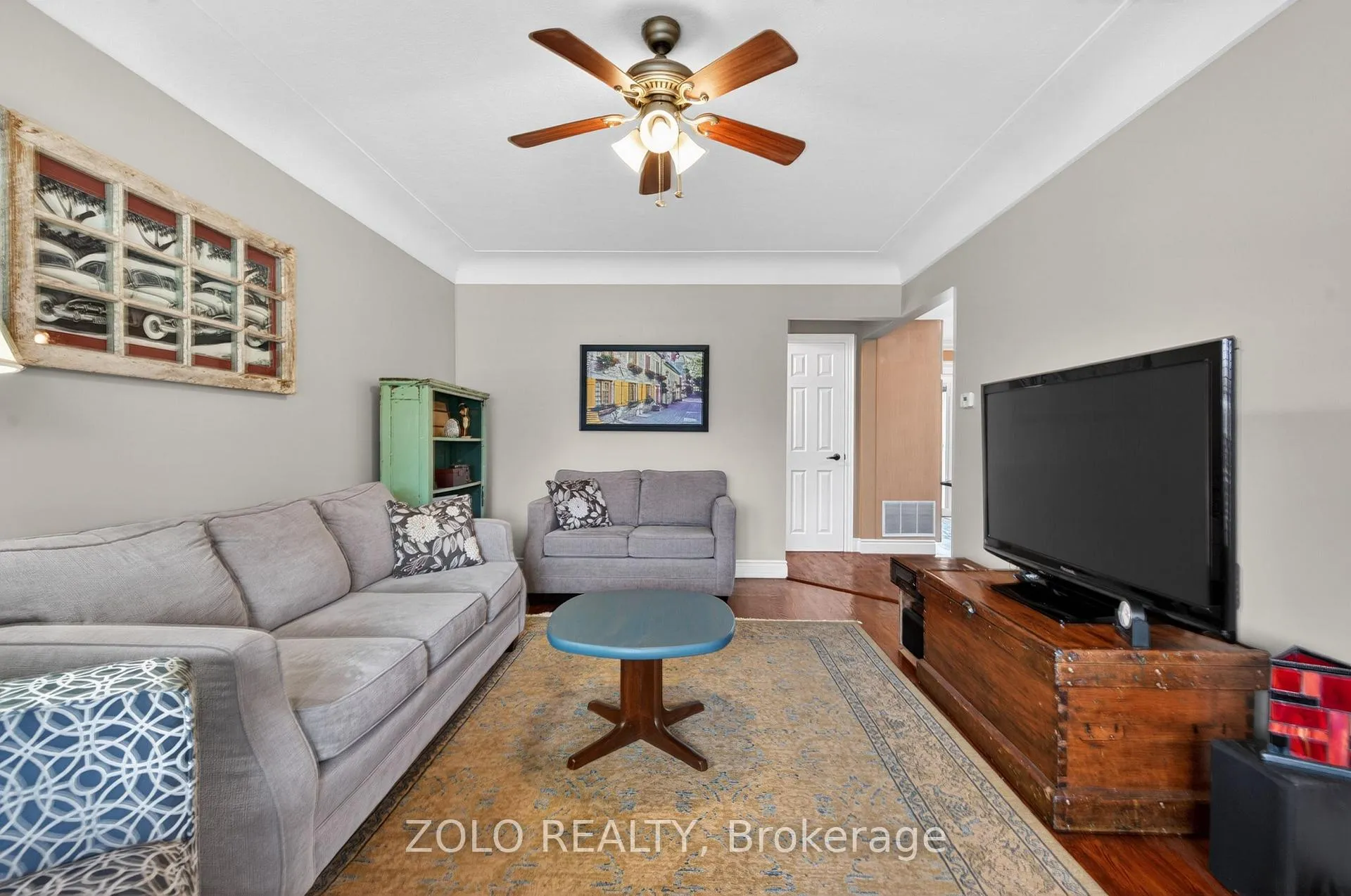 Photo 5 of 360 Talbot Street, Hamilton, McQuesten — HOMEH