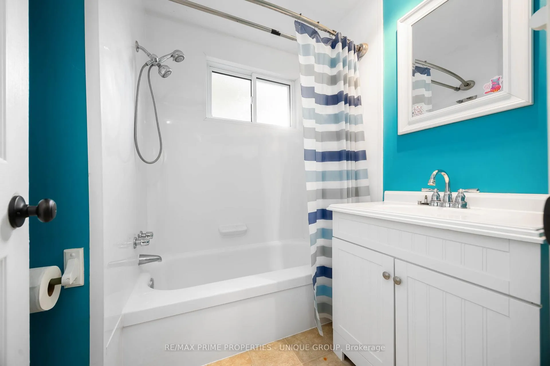 Photo 25 of 124 Fairview Place, Sarnia — HOMEH