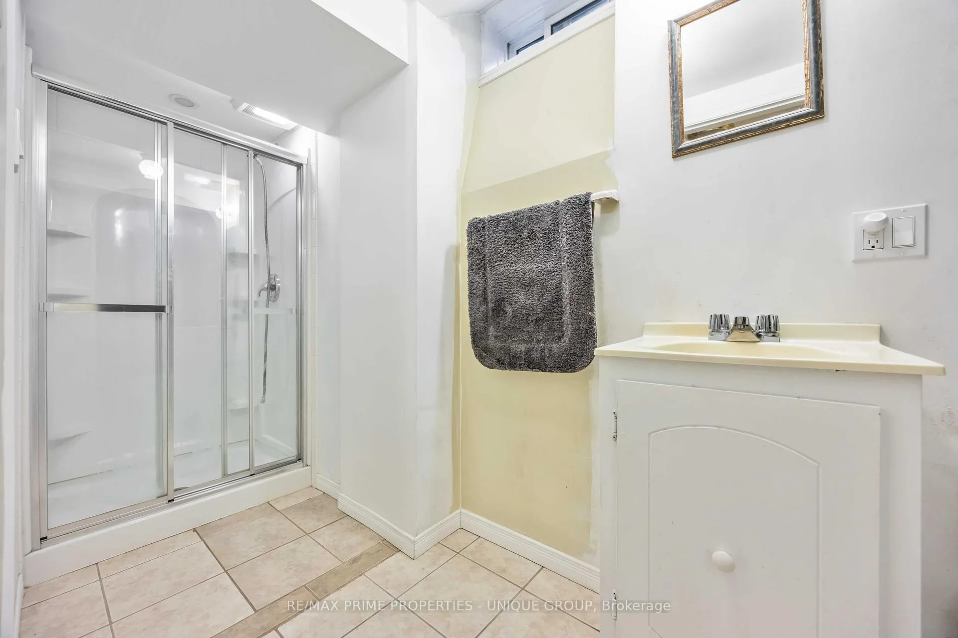 Photo 29 of 124 Fairview Place, Sarnia — HOMEH