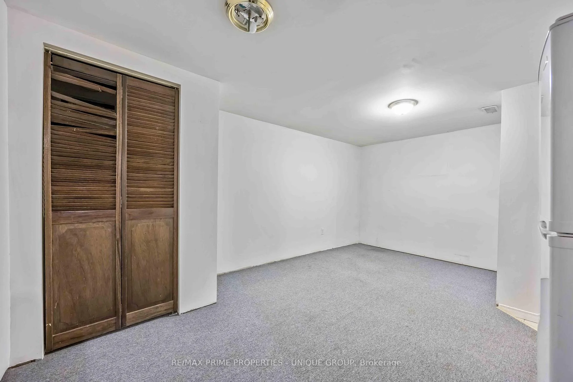 Photo 34 of 124 Fairview Place, Sarnia — HOMEH