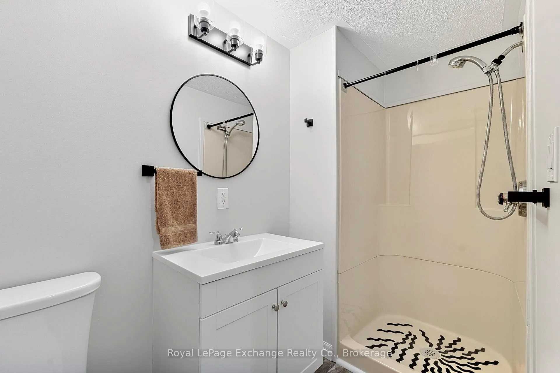 Photo 26 of 672 Stewart Drive, Kincardine — HOMEH