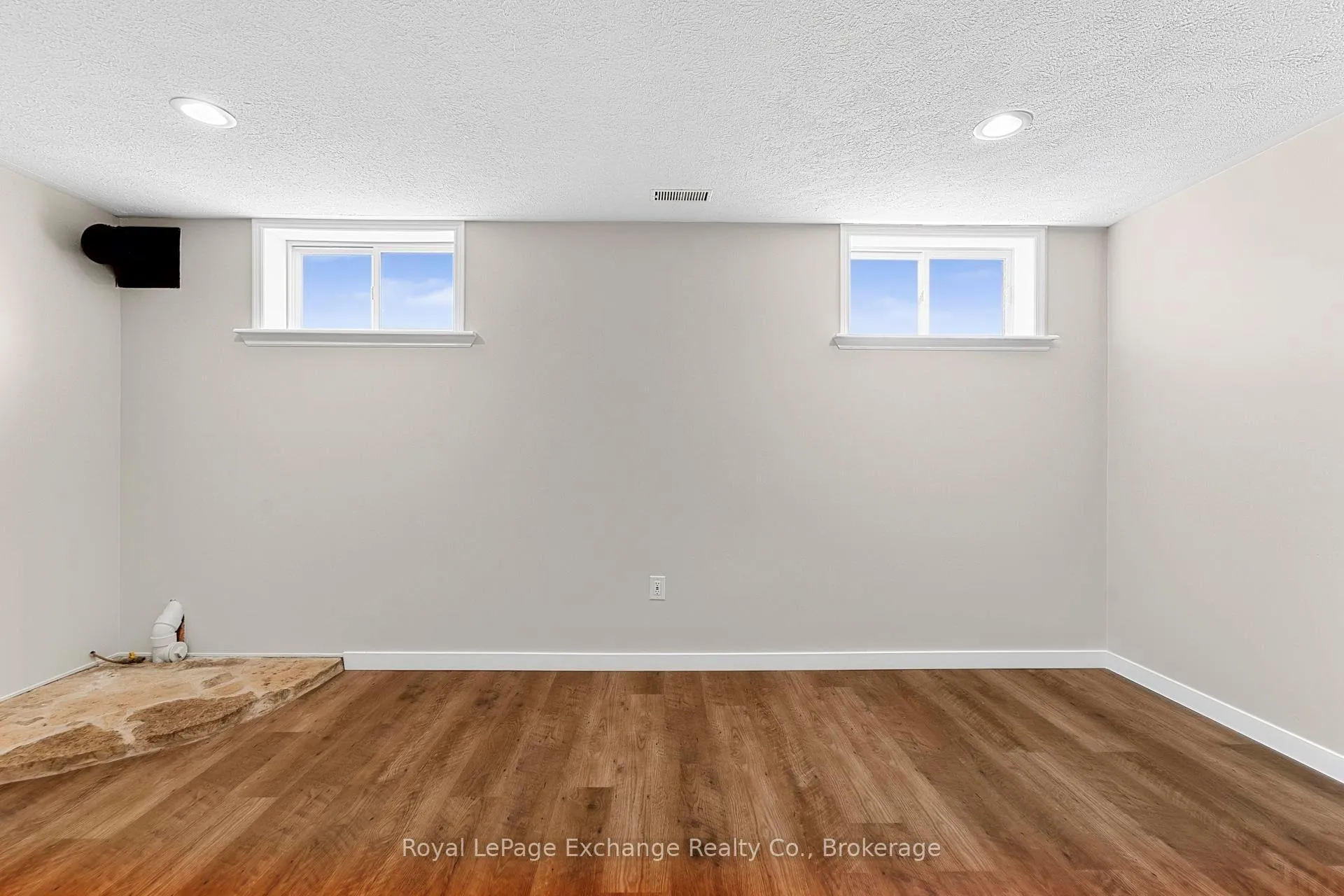 Photo 28 of 672 Stewart Drive, Kincardine — HOMEH