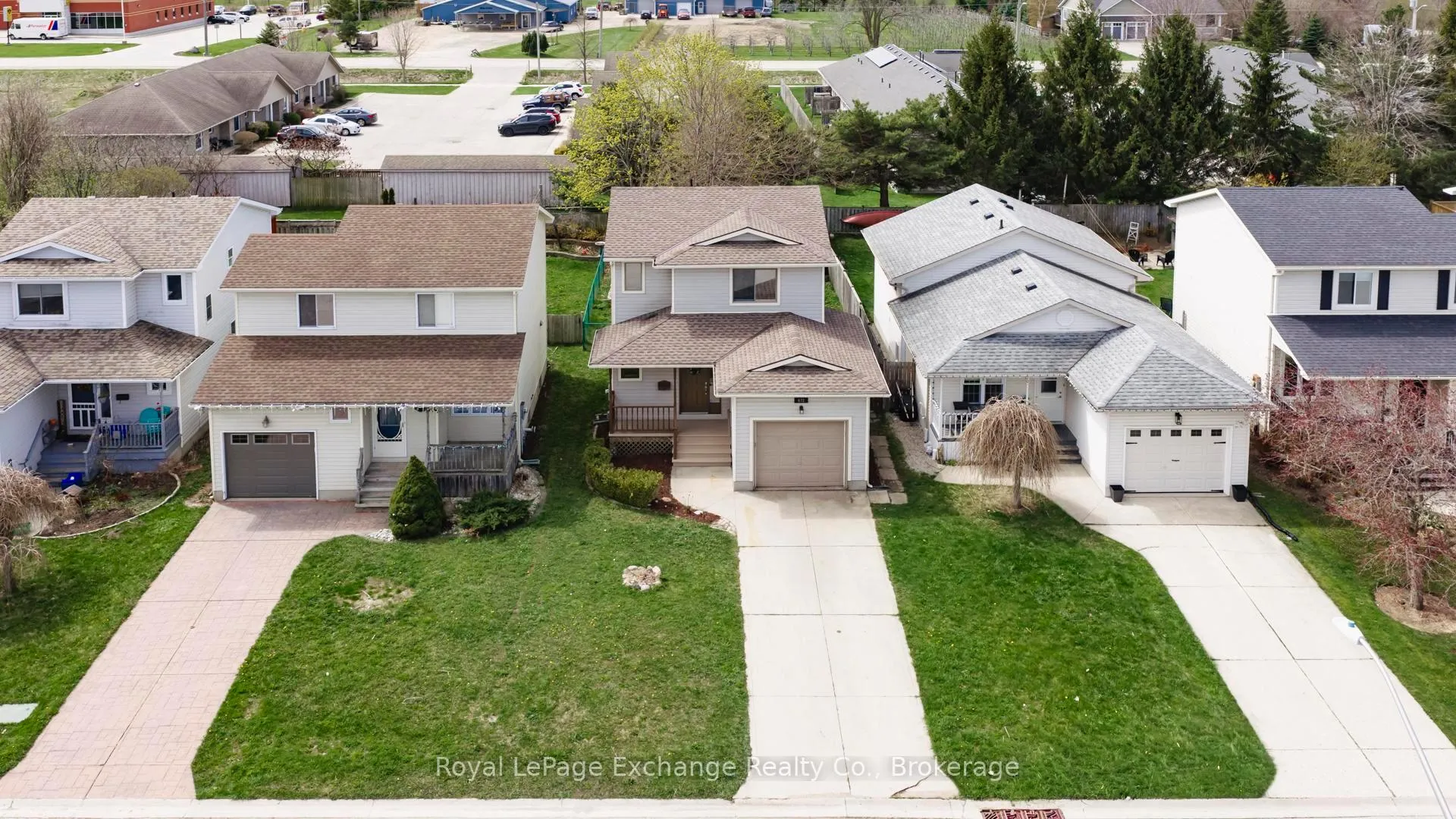 Photo 36 of 672 Stewart Drive, Kincardine — HOMEH