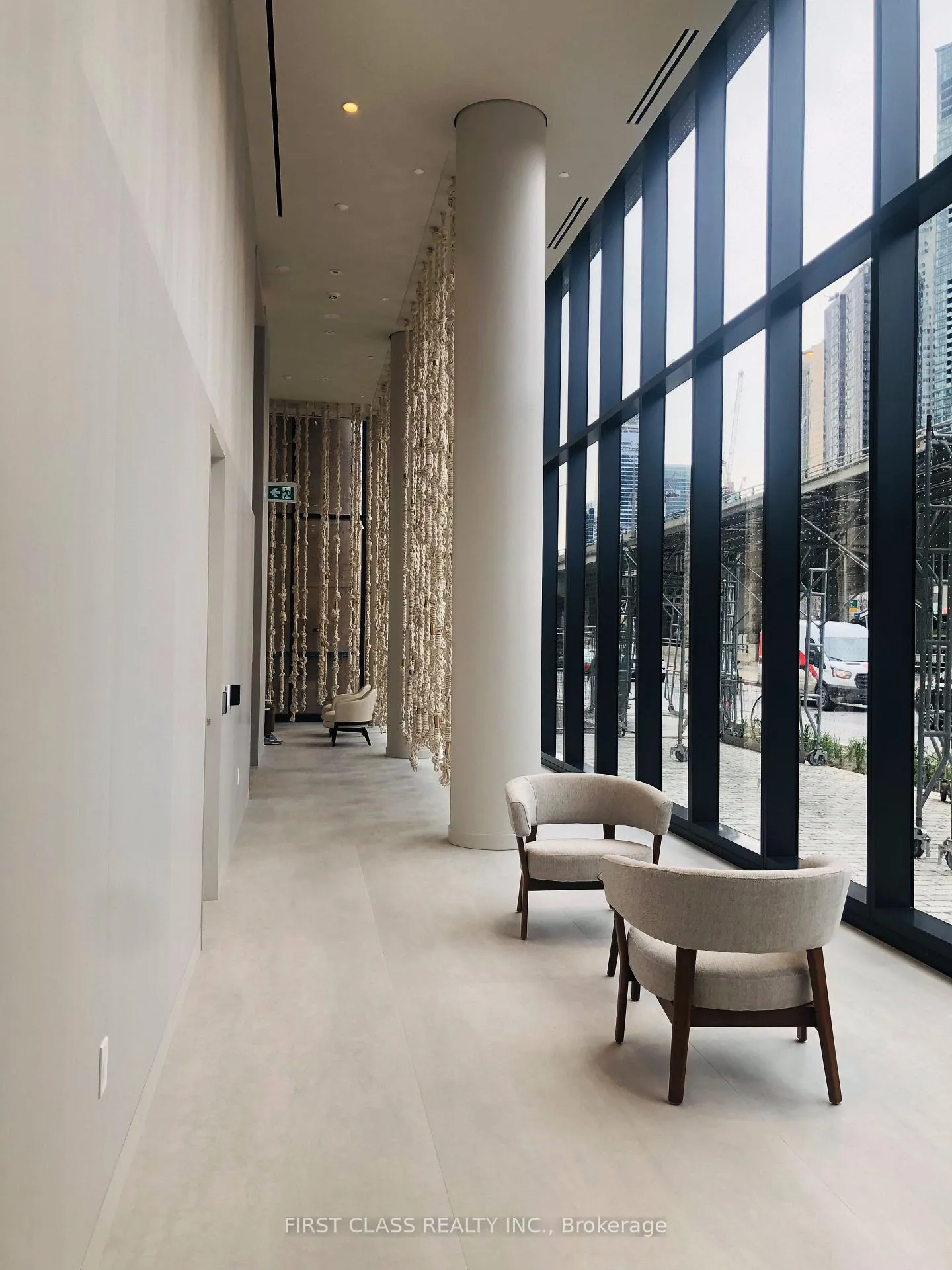 Photo 4 of Unit 2716, 55 cooper Street, Toronto, Waterfront Communities — HOMEH