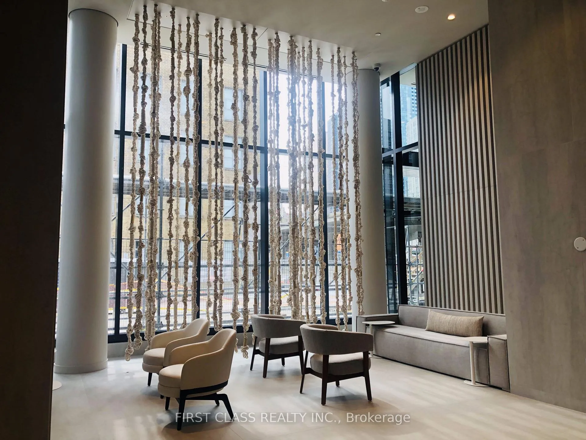 Photo 5 of Unit 2716, 55 cooper Street, Toronto, Waterfront Communities — HOMEH