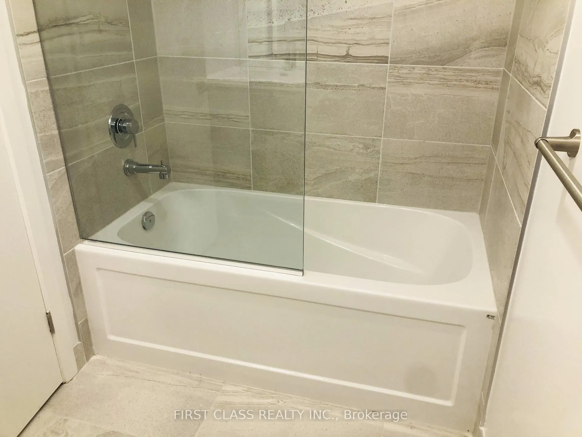 Photo 9 of Unit 2716, 55 cooper Street, Toronto, Waterfront Communities — HOMEH