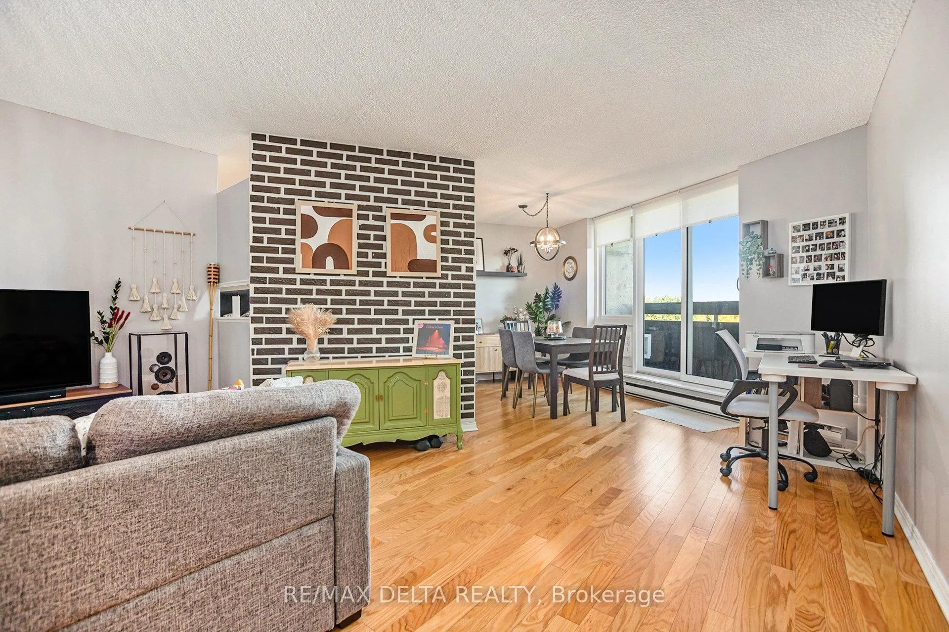 Photo 12 of Unit 513, 2020 Jasmine Crescent, Ottawa, Beacon Hill South — HOMEH