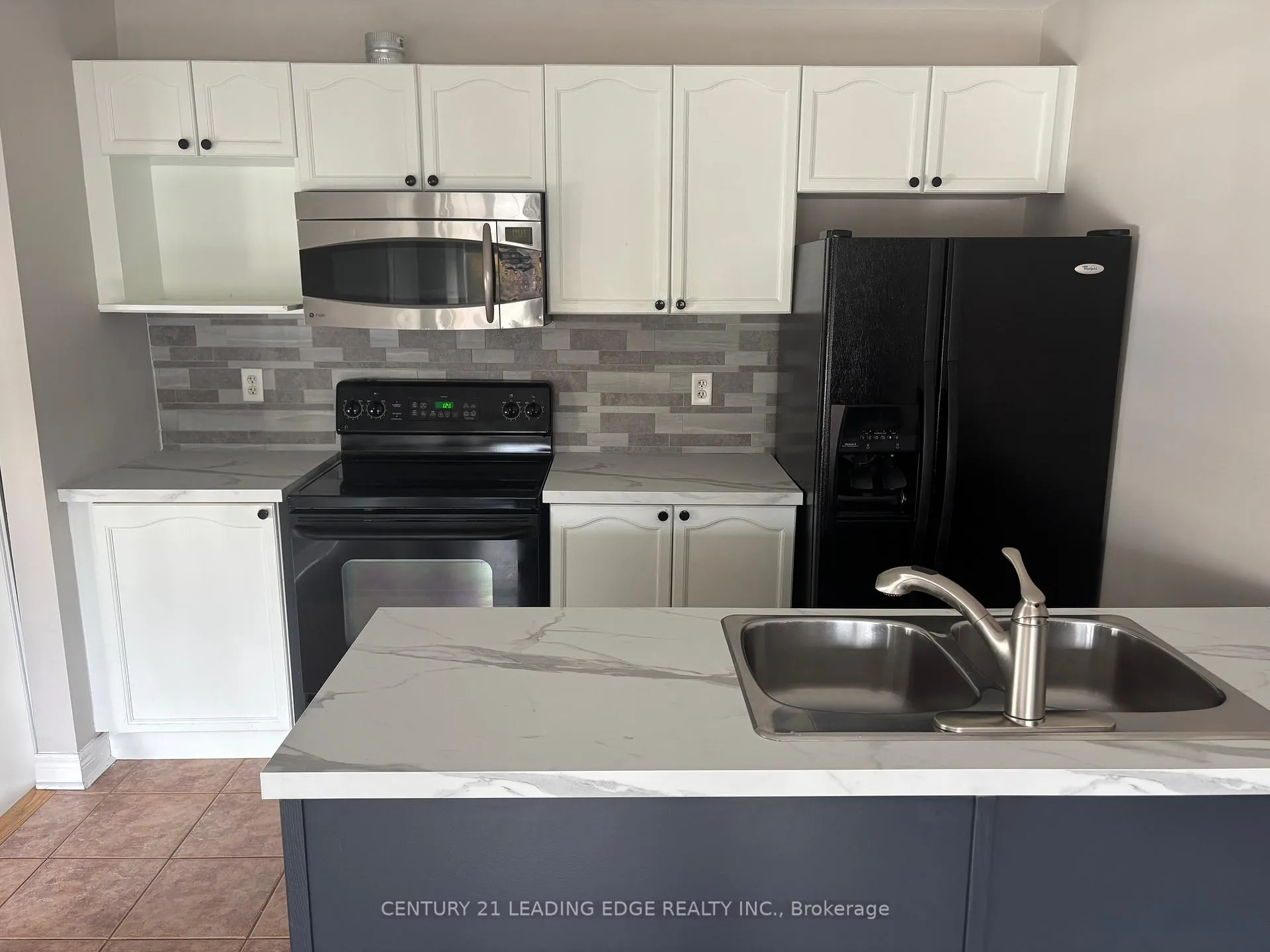 Photo 10 of Unit COACH, 61 Morning Dove Drive, Markham, Cornell — HOMEH