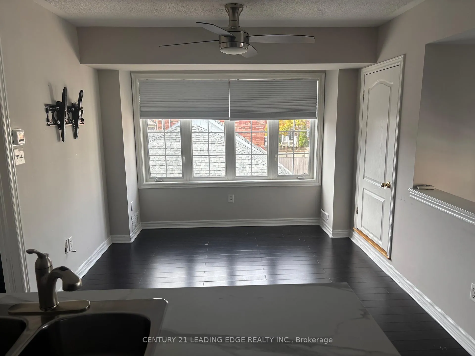 Photo 11 of Unit COACH, 61 Morning Dove Drive, Markham, Cornell — HOMEH
