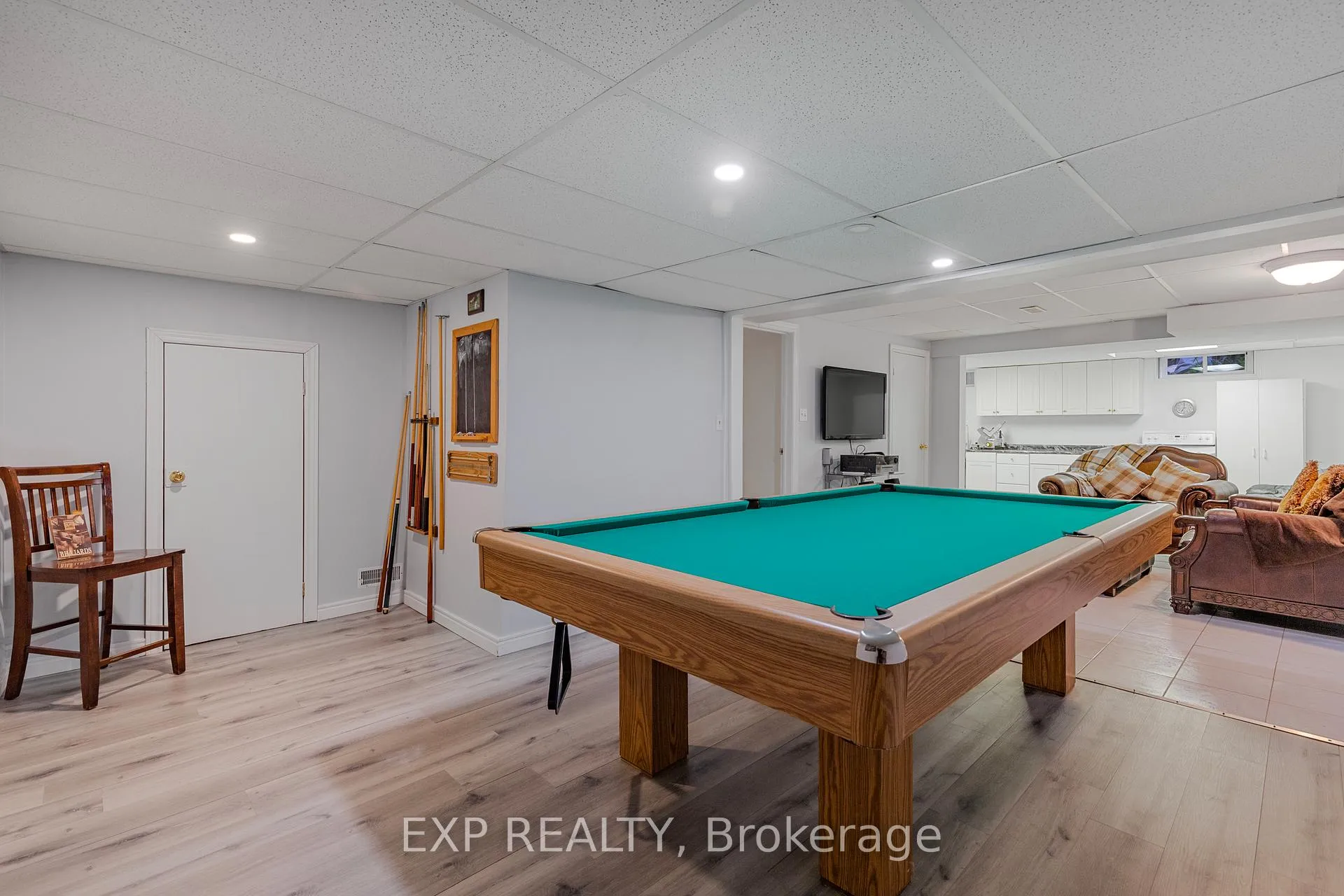 Photo 33 of 10 Vega Crescent, Hamilton, Stoney Creek — HOMEH