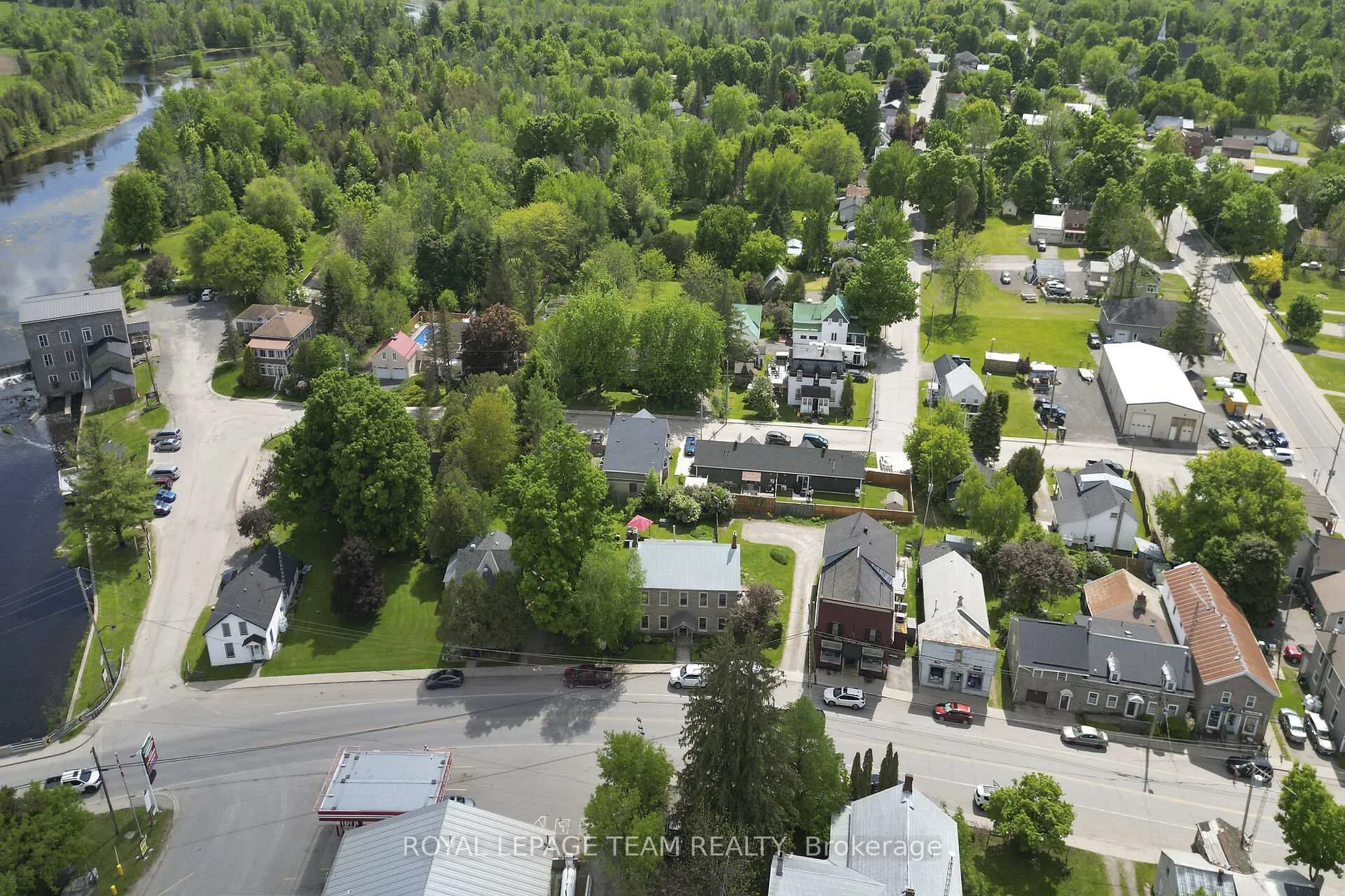 Photo 45 of 6 Spencer Street S, Edwardsburgh/Cardinal, Edwardsburgh/Cardinal Twp — HOMEH