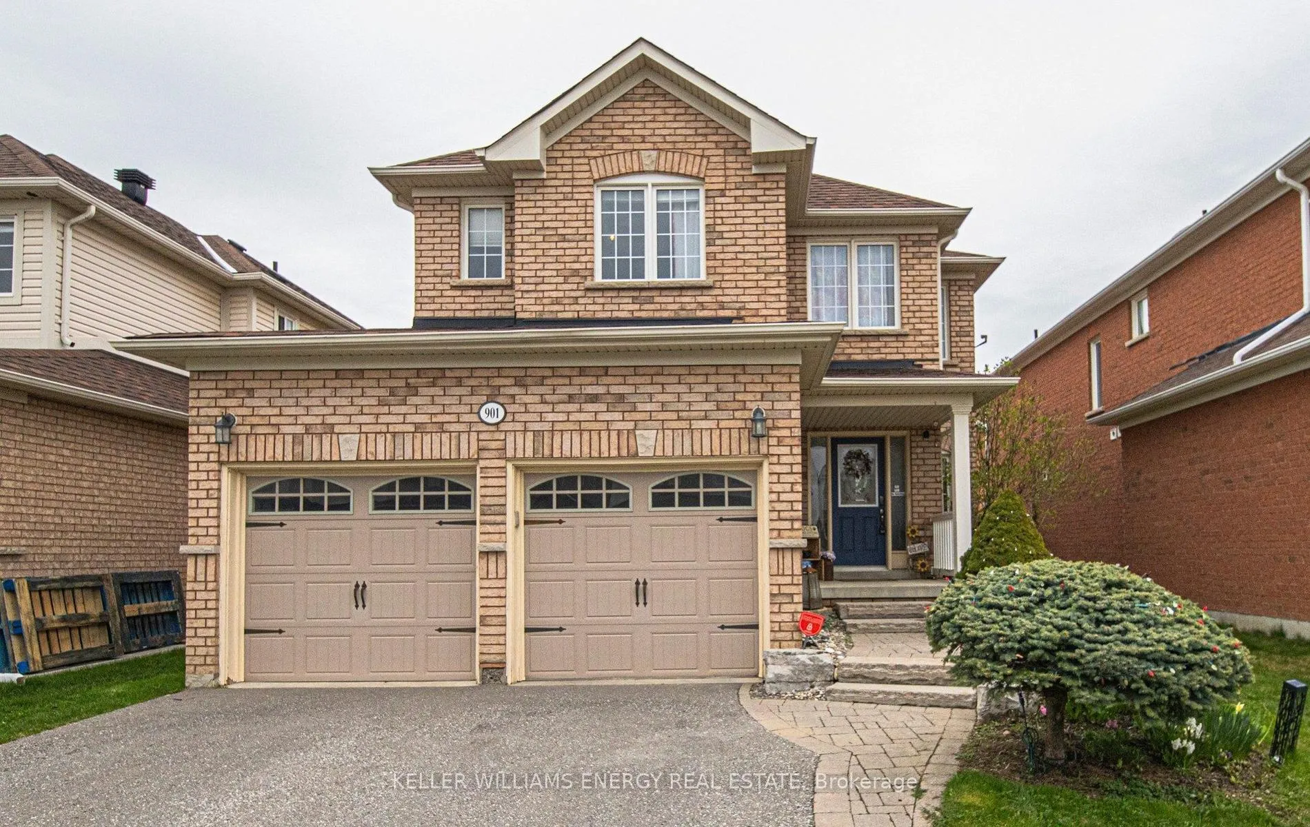 Photo 1 of 901 Ormond Drive, Oshawa, Samac — HOMEH