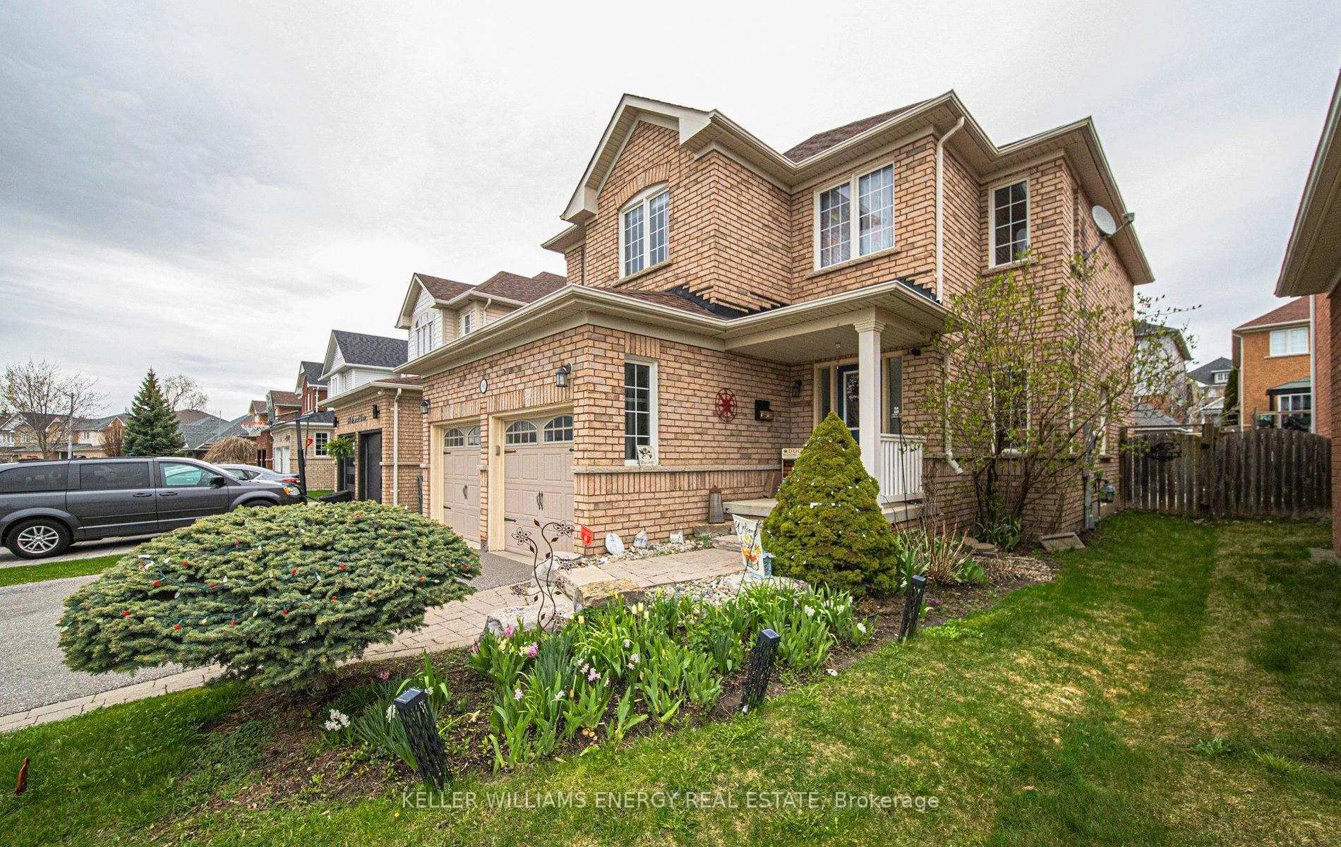 Photo 4 of 901 Ormond Drive, Oshawa, Samac — HOMEH