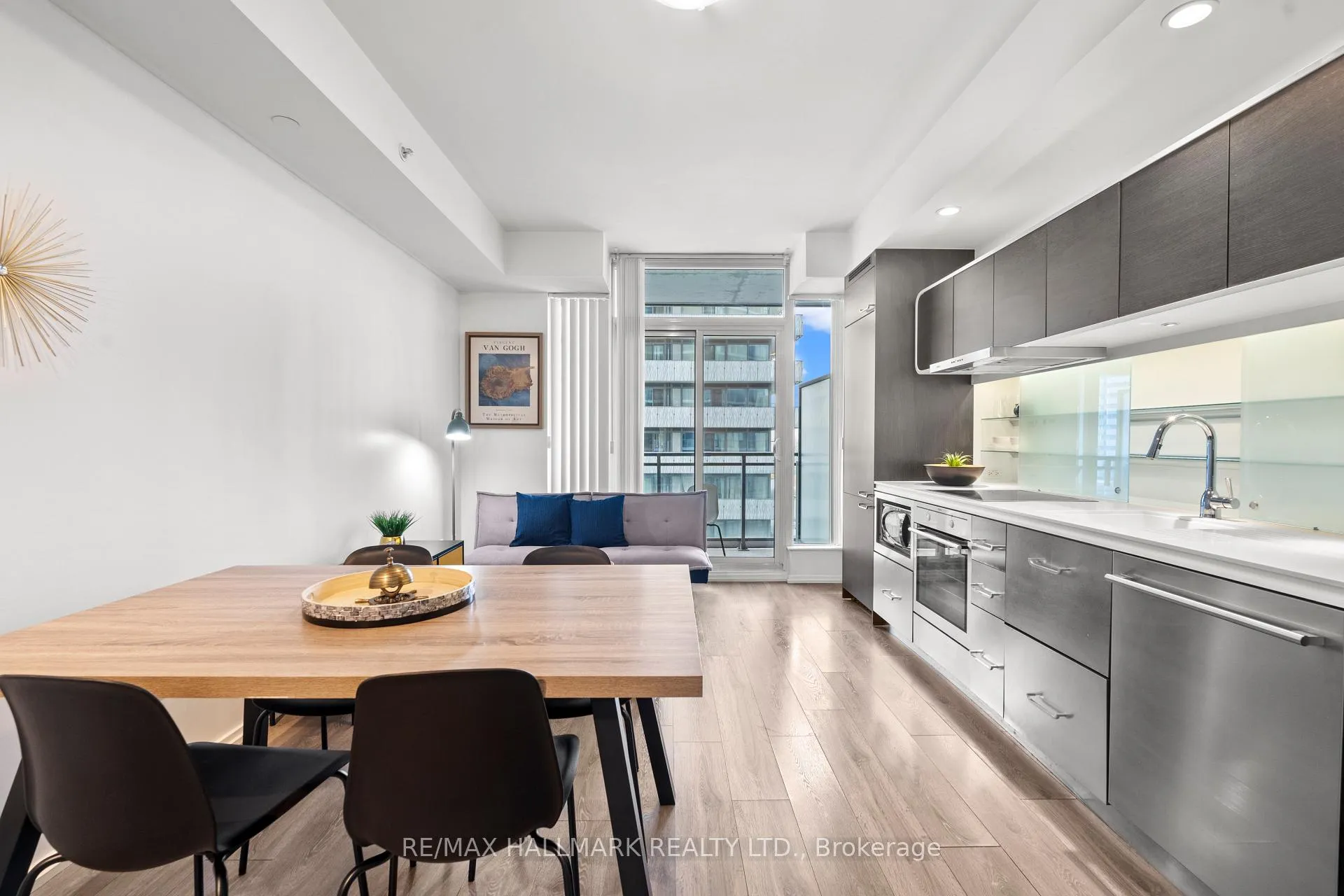 Photo 4 of Unit 3008, 45 Charles Street E, Toronto, Church-Yonge Corridor — HOMEH