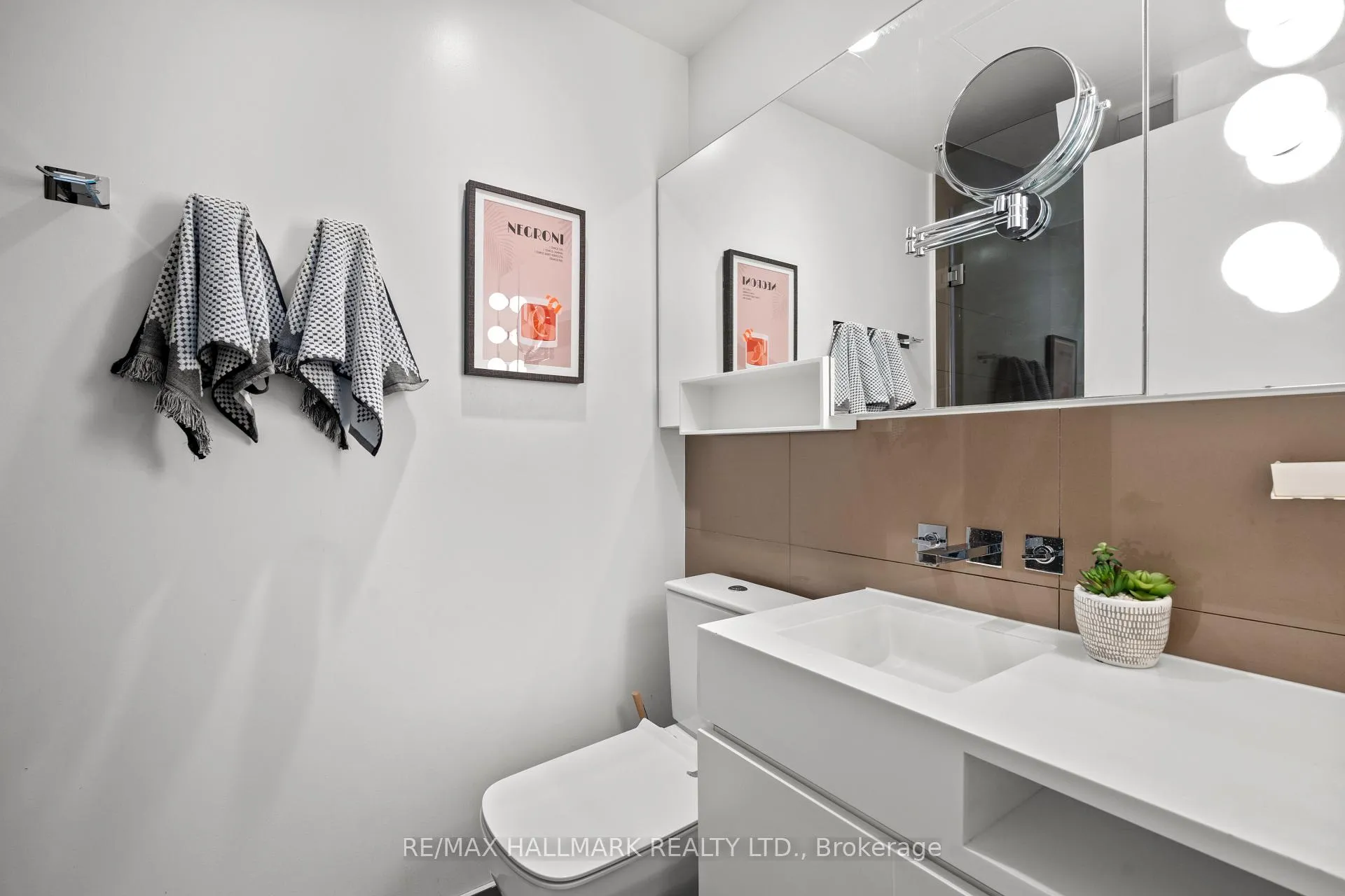 Photo 17 of Unit 3008, 45 Charles Street E, Toronto, Church-Yonge Corridor — HOMEH