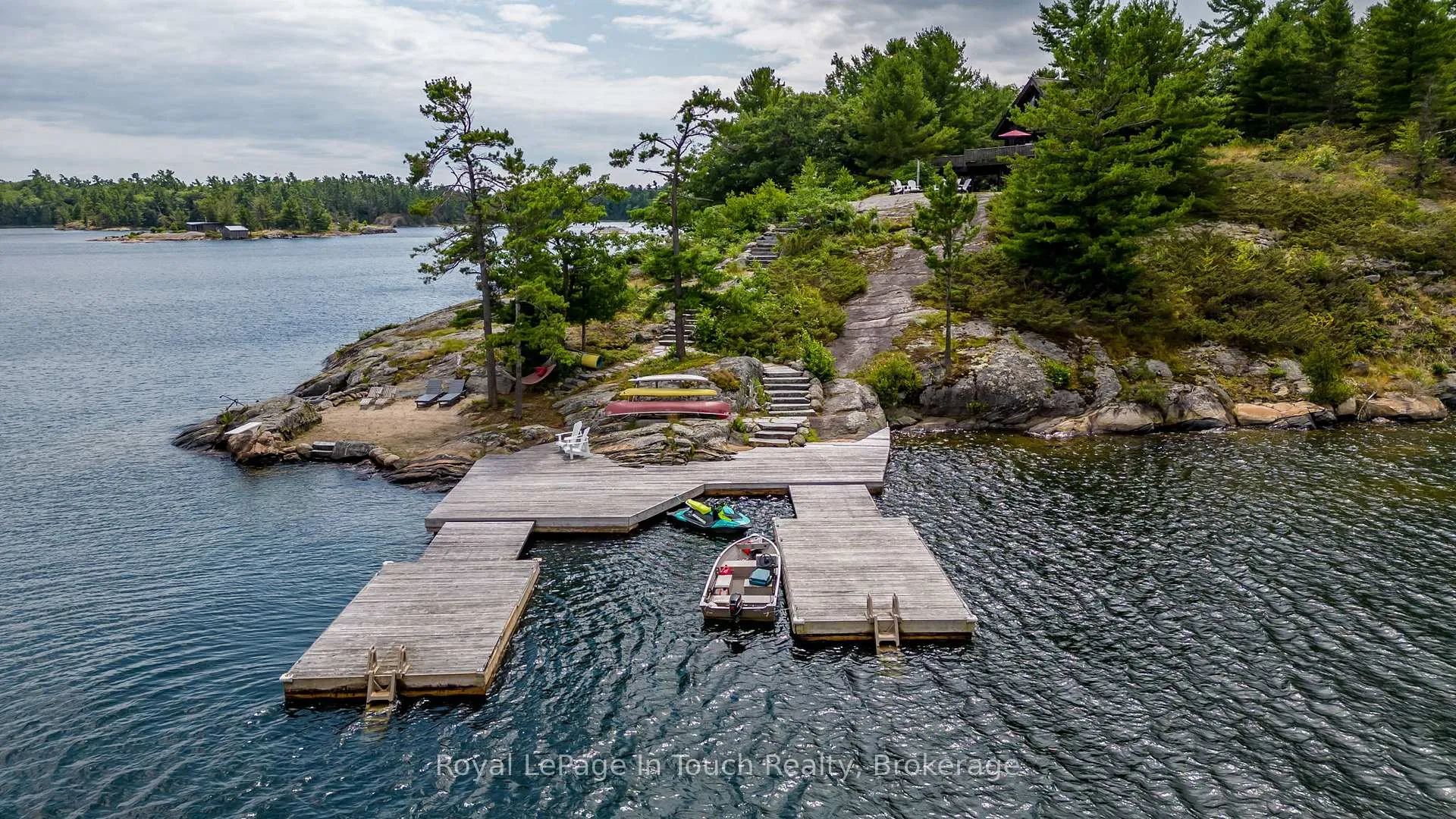 Photo 25 of 8 B686 Derbyshire, The Archipelago, Archipelago — HOMEH