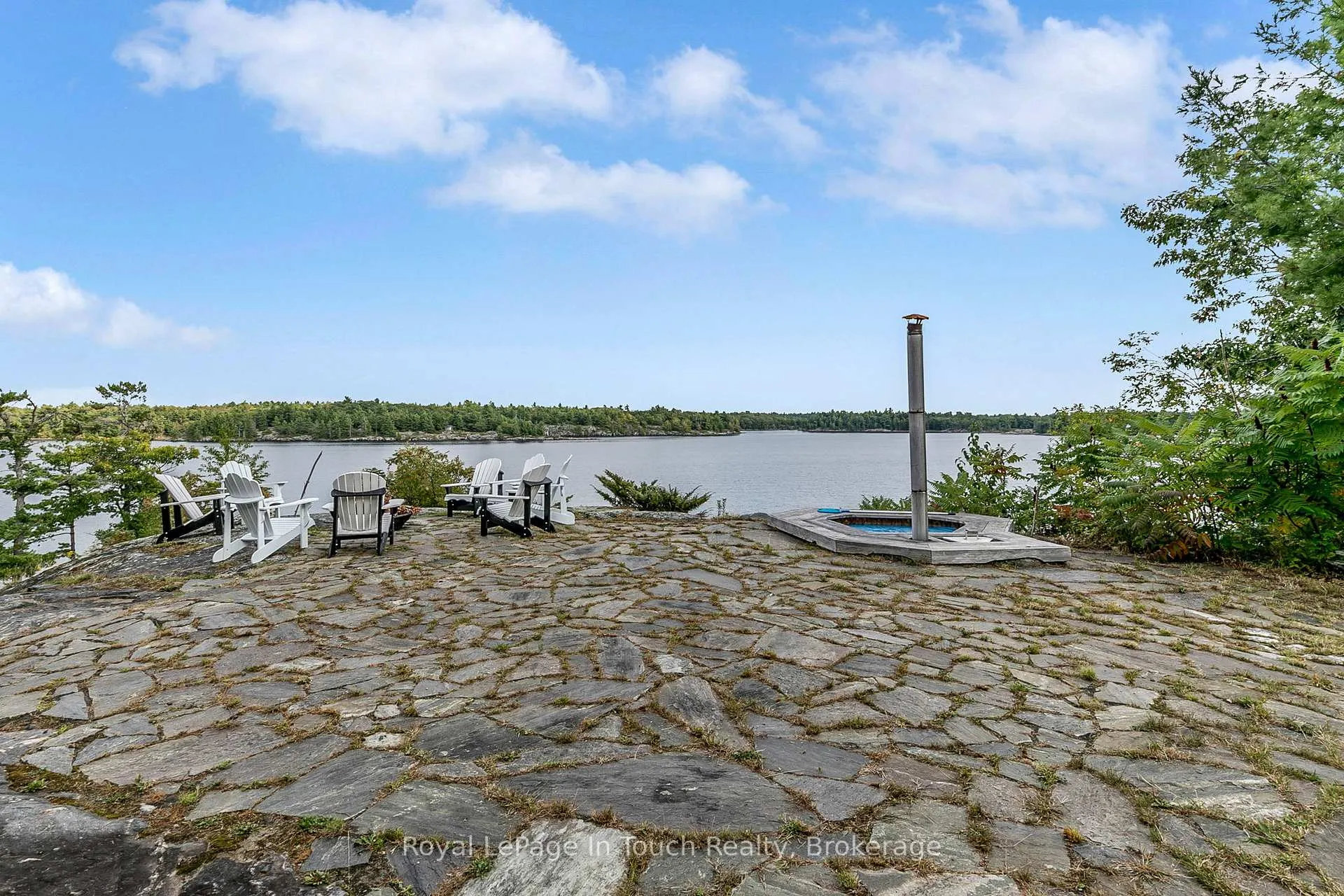 Photo 28 of 8 B686 Derbyshire, The Archipelago, Archipelago — HOMEH
