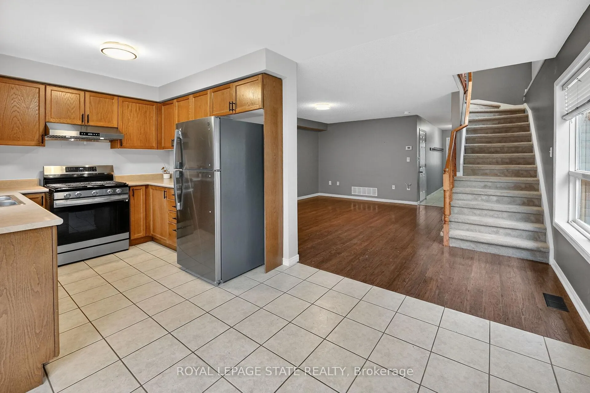 Photo 13 of 41 Kenyon Crescent, Grimsby, Grimsby East — HOMEH