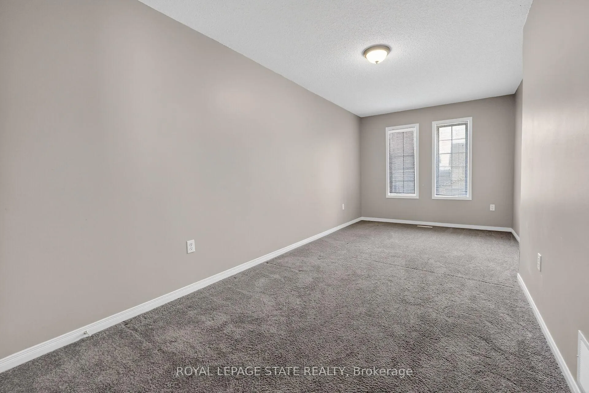 Photo 23 of 41 Kenyon Crescent, Grimsby, Grimsby East — HOMEH