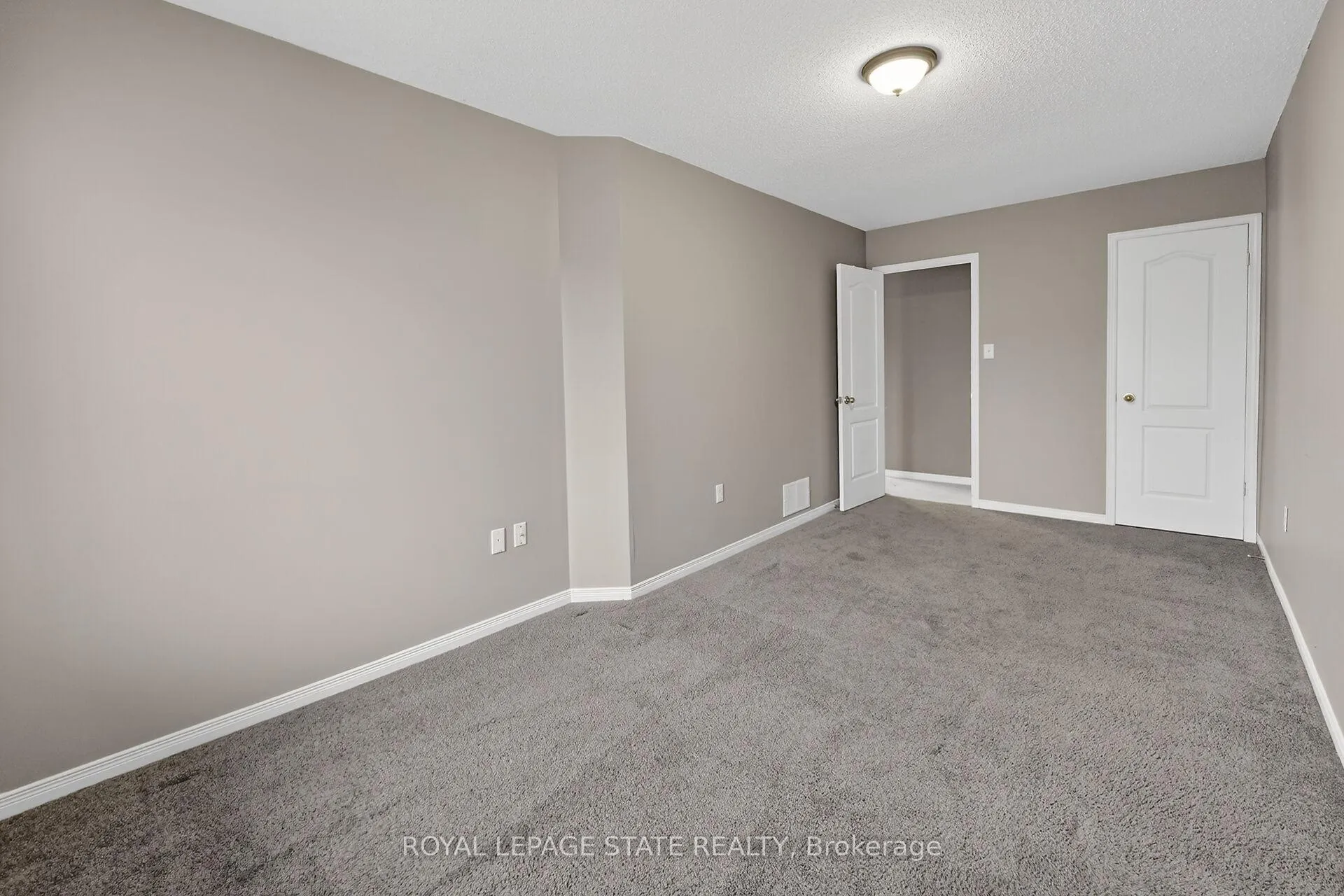 Photo 25 of 41 Kenyon Crescent, Grimsby, Grimsby East — HOMEH