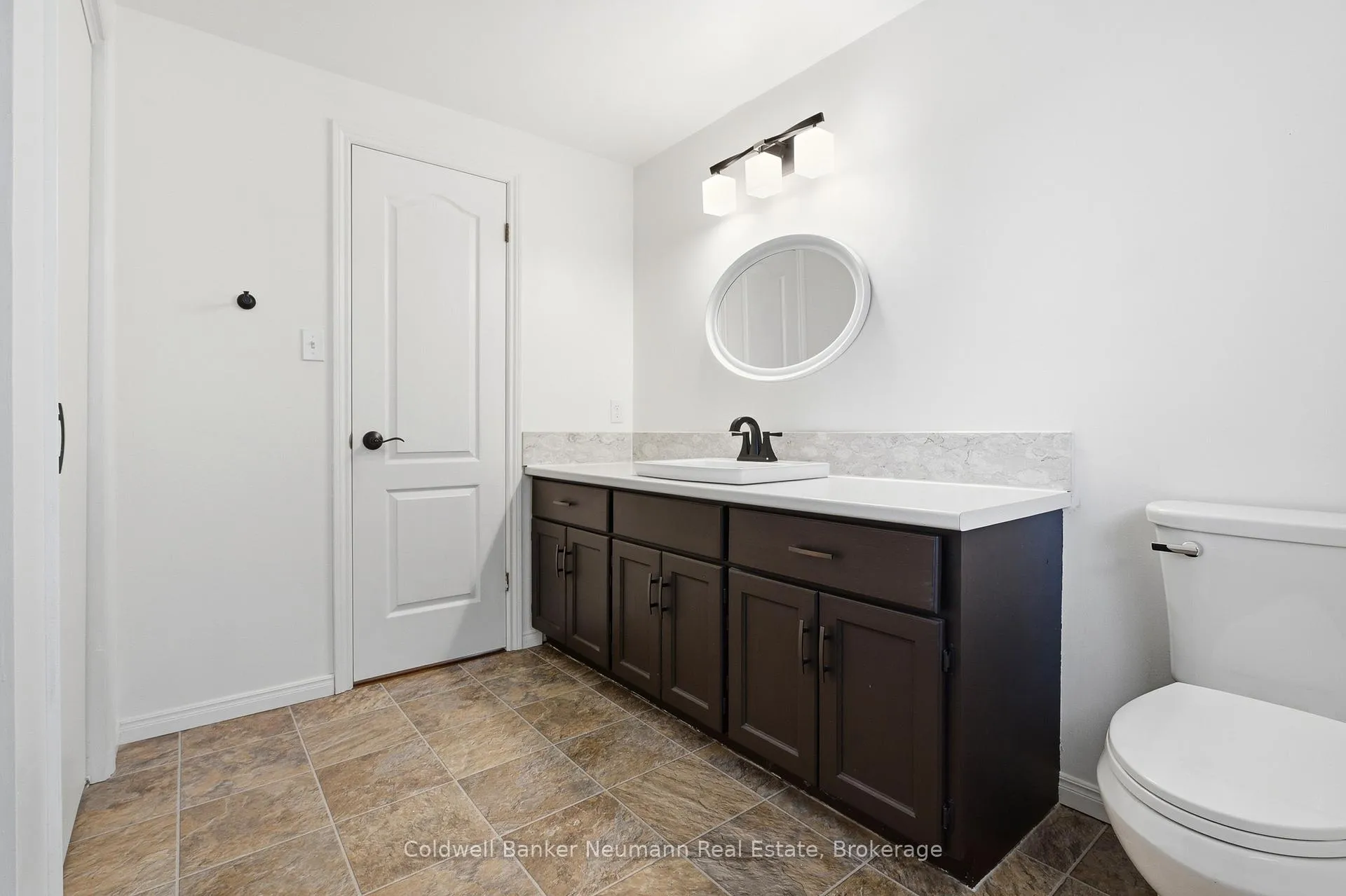 Photo 25 of 42 Hands Drive, Guelph, Kortright East — HOMEH