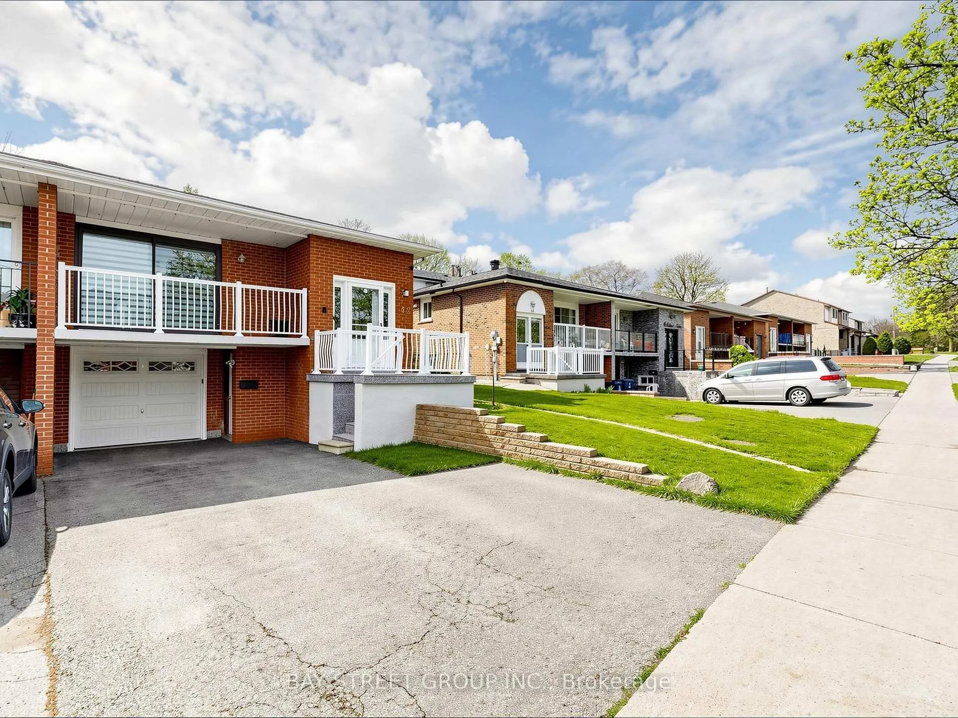 Photo 1 of 42 Robbinstone Drive, Scarborough, Malvern — HOMEH
