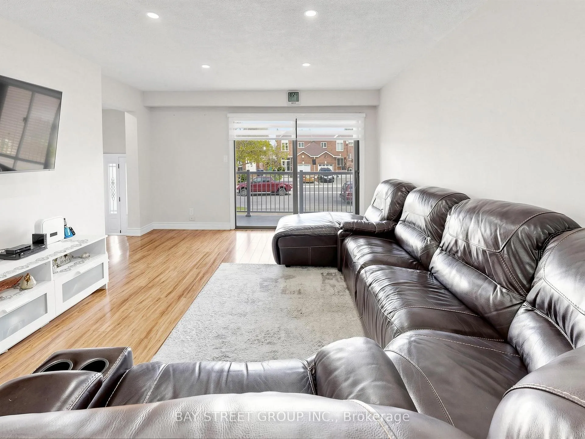 Photo 6 of 42 Robbinstone Drive, Scarborough, Malvern — HOMEH