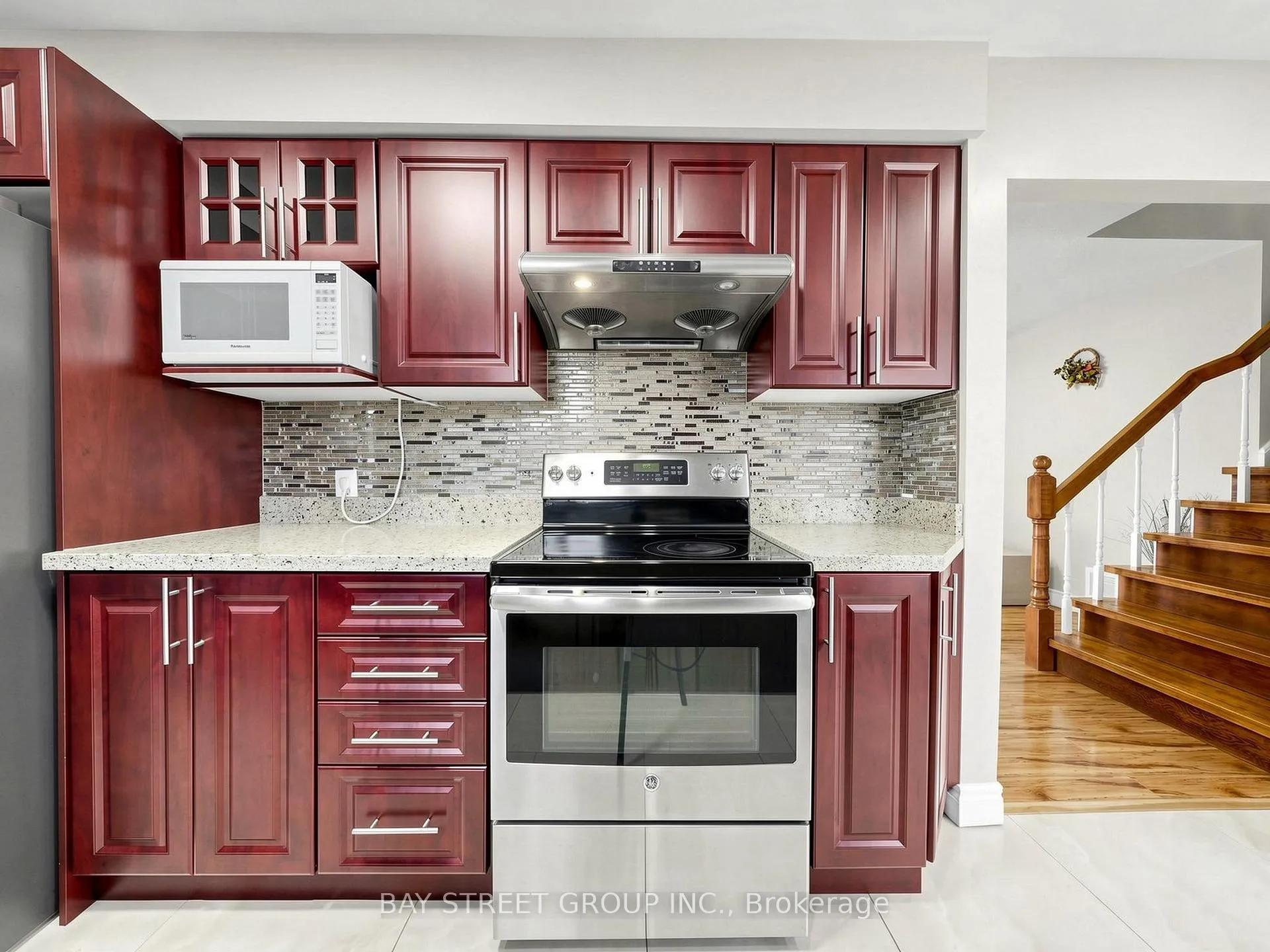 Photo 9 of 42 Robbinstone Drive, Scarborough, Malvern — HOMEH