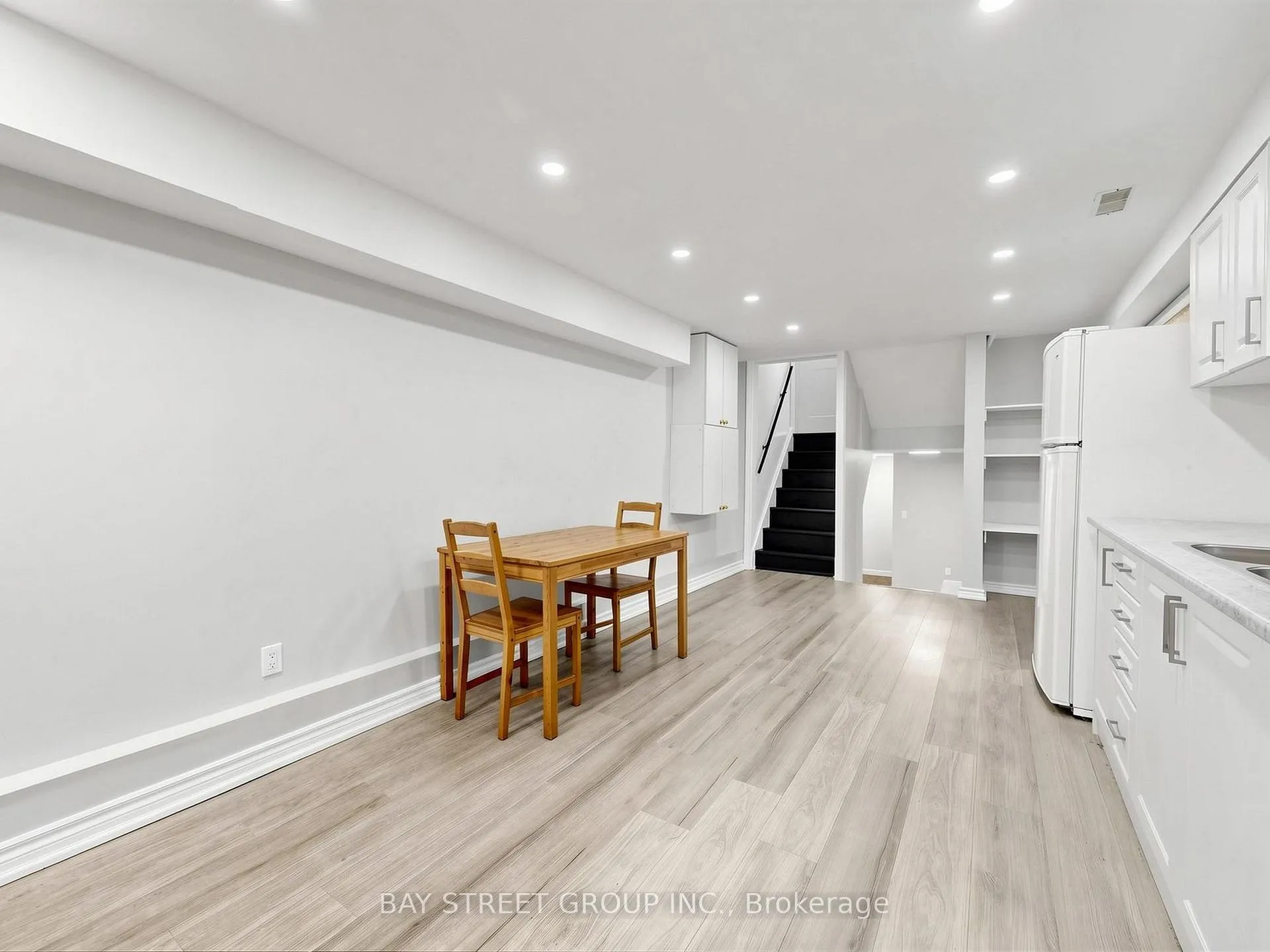Photo 35 of 42 Robbinstone Drive, Scarborough, Malvern — HOMEH