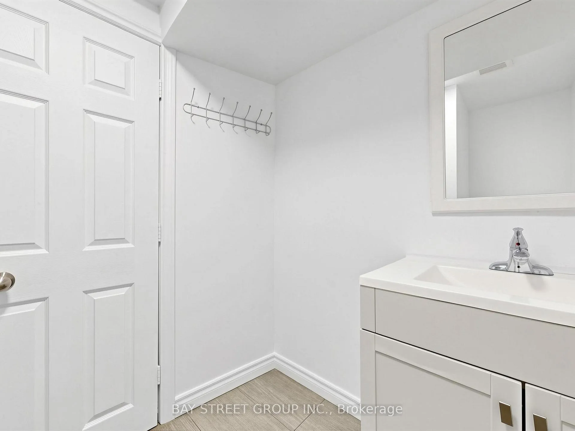 Photo 44 of 42 Robbinstone Drive, Scarborough, Malvern — HOMEH