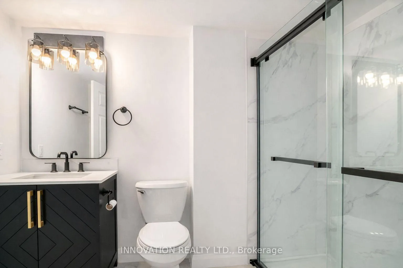 Photo 6 of Unit B, 21 Parkside Crescent, Ottawa, Meadowlands/Crestview — HOMEH