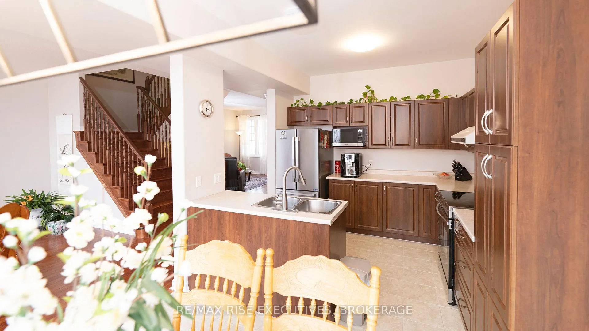 Photo 14 of 1405 Crossfield Avenue, Kingston, City Northwest — HOMEH