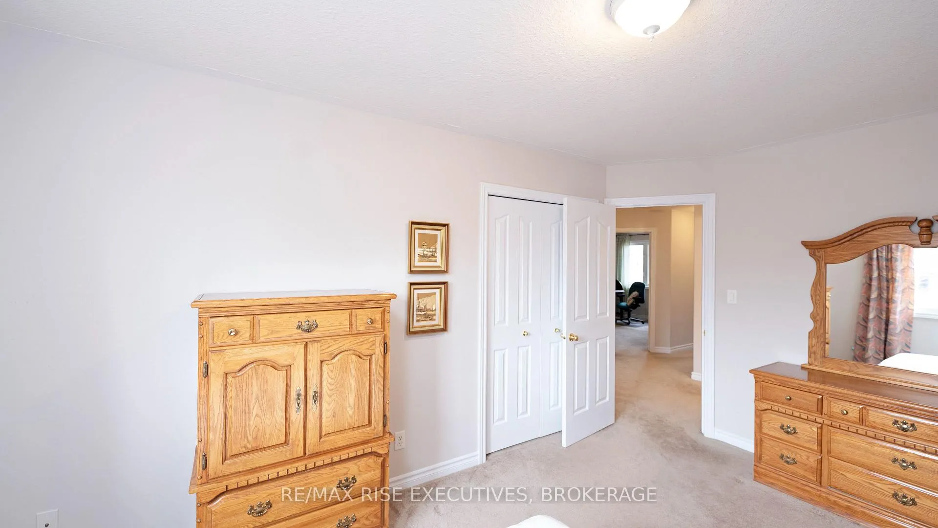 Photo 18 of 1405 Crossfield Avenue, Kingston, City Northwest — HOMEH
