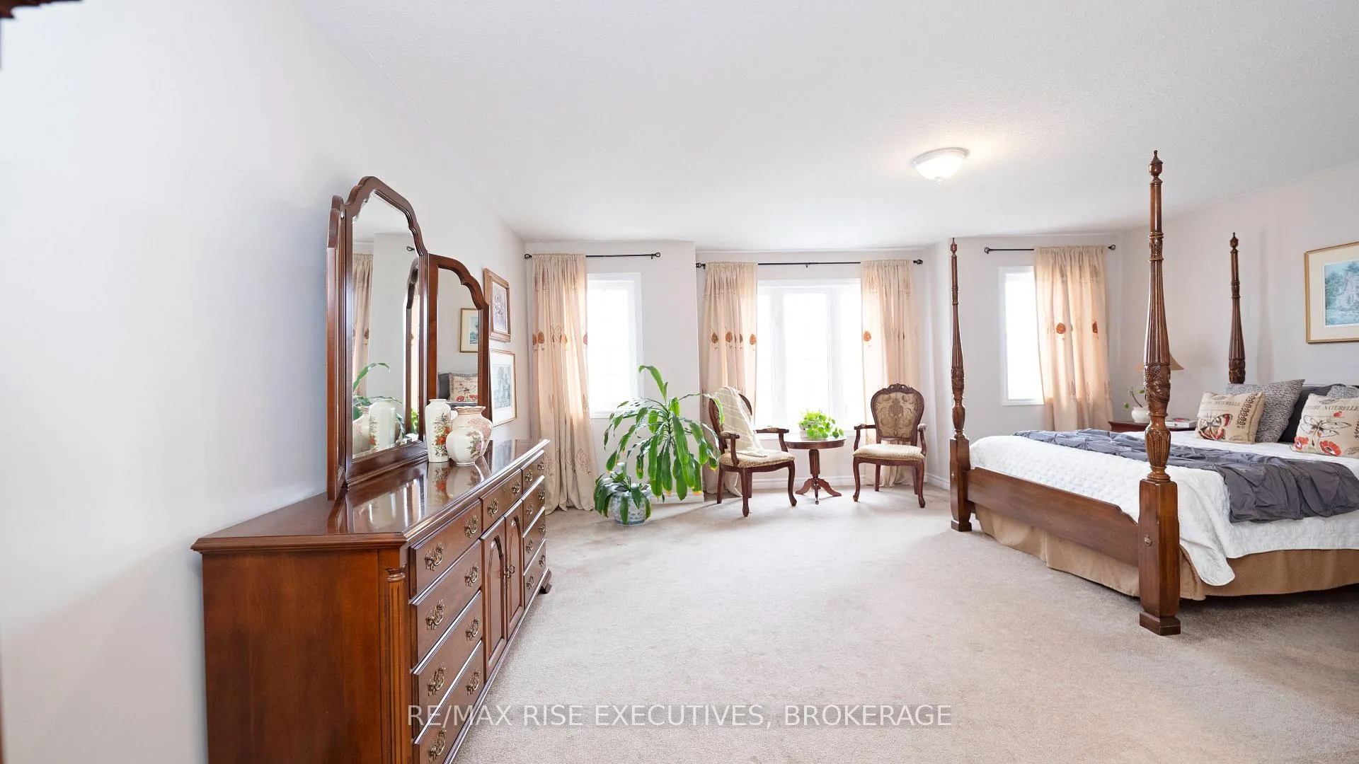 Photo 22 of 1405 Crossfield Avenue, Kingston, City Northwest — HOMEH