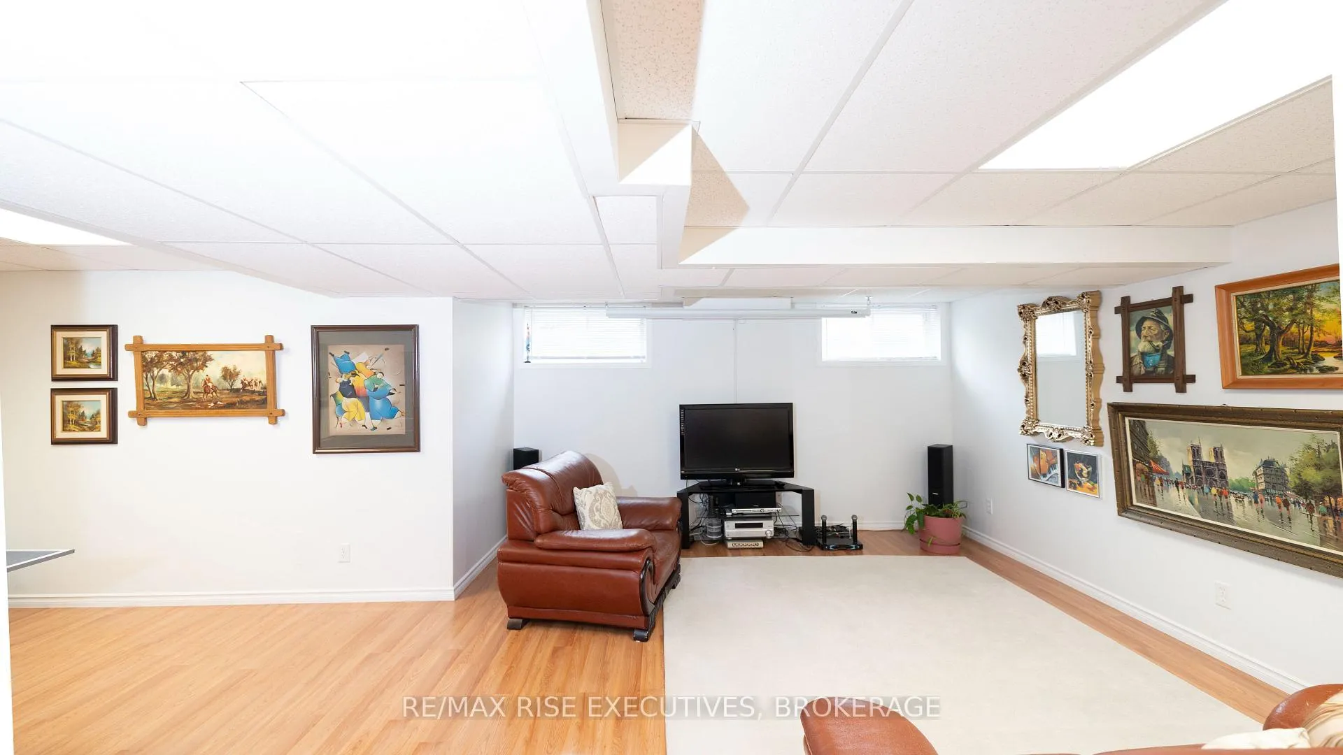 Photo 25 of 1405 Crossfield Avenue, Kingston, City Northwest — HOMEH